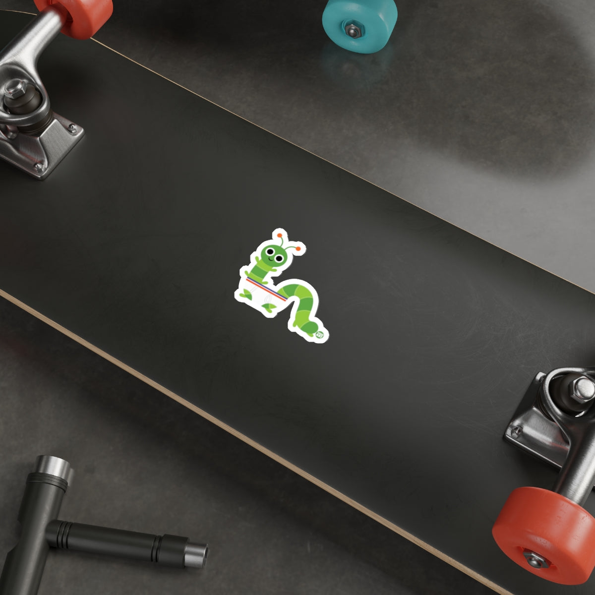 Green Cartoon Worm Printed for Skateboard Deck Design