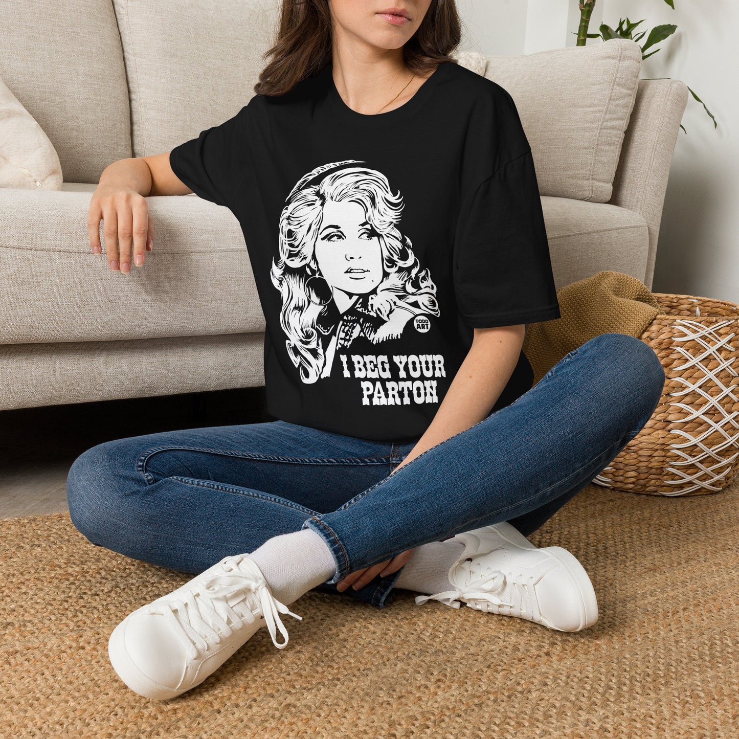 Dolly Parton Portrait T-Shirt — “I Beg Your Parton” Retro Country Graphic Tee