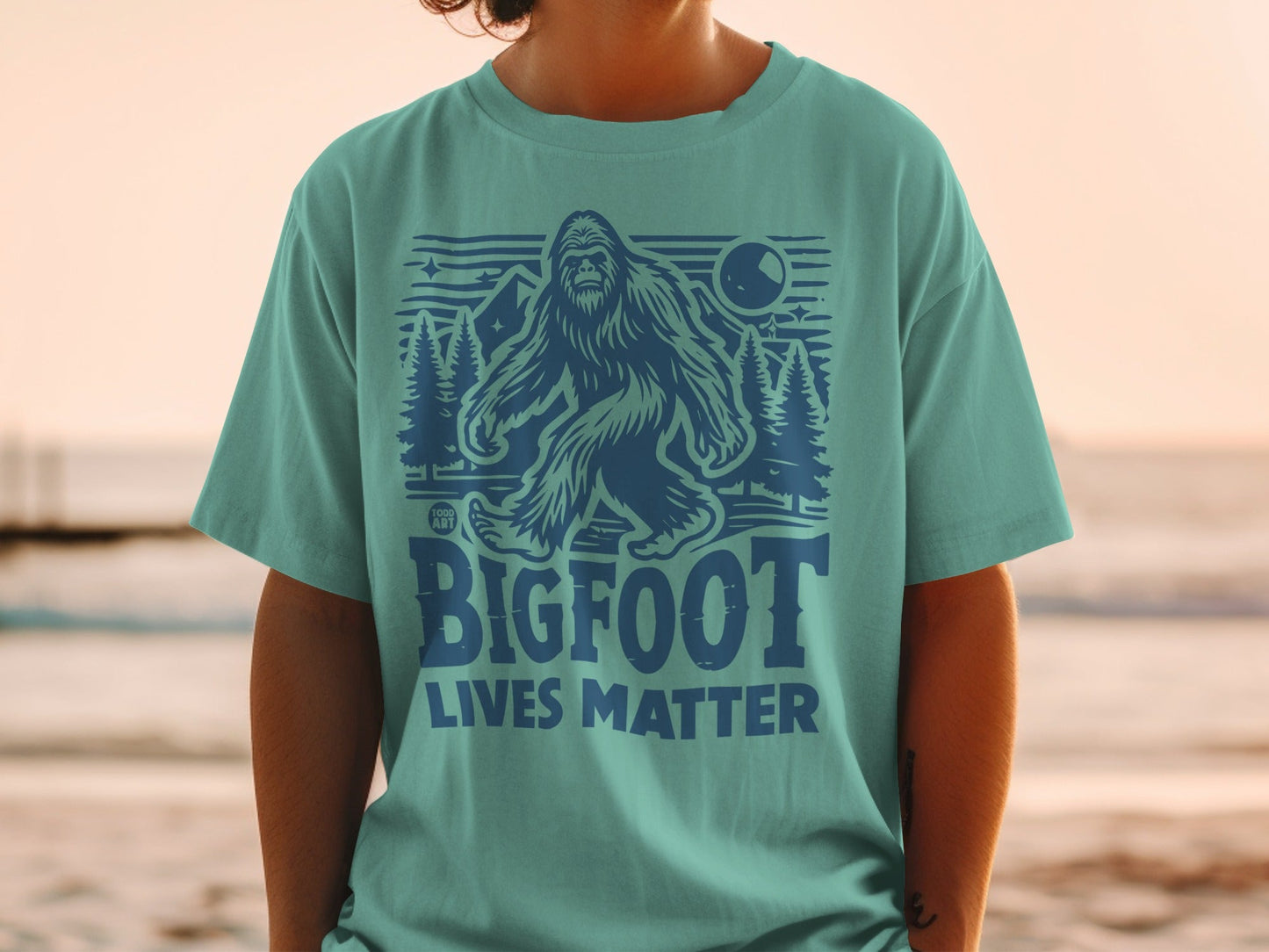 Bigfoot Lives Matter Graphic Tee for Enthusiasts
