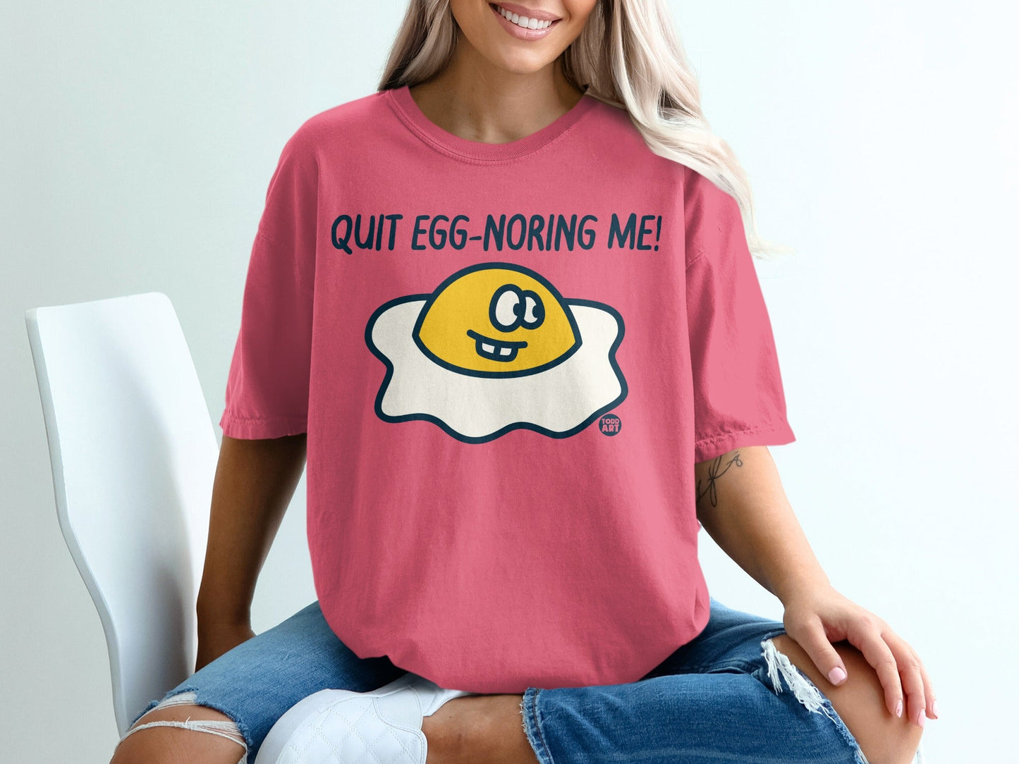 Quit Egg-noring Me Funny Graphic T-Shirt