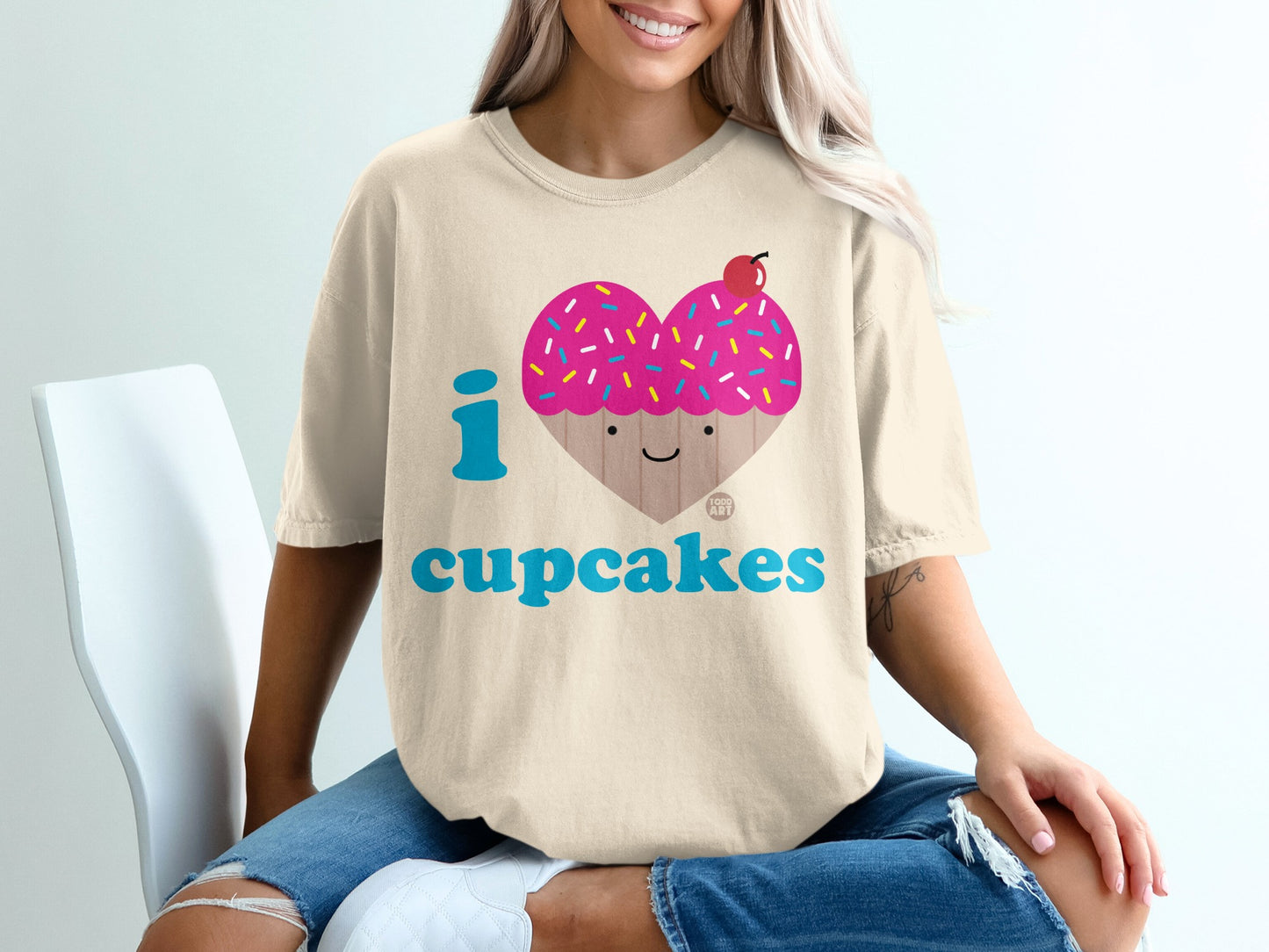 I Heart Cupcakes Graphic Tee Cute Food Art Shirt