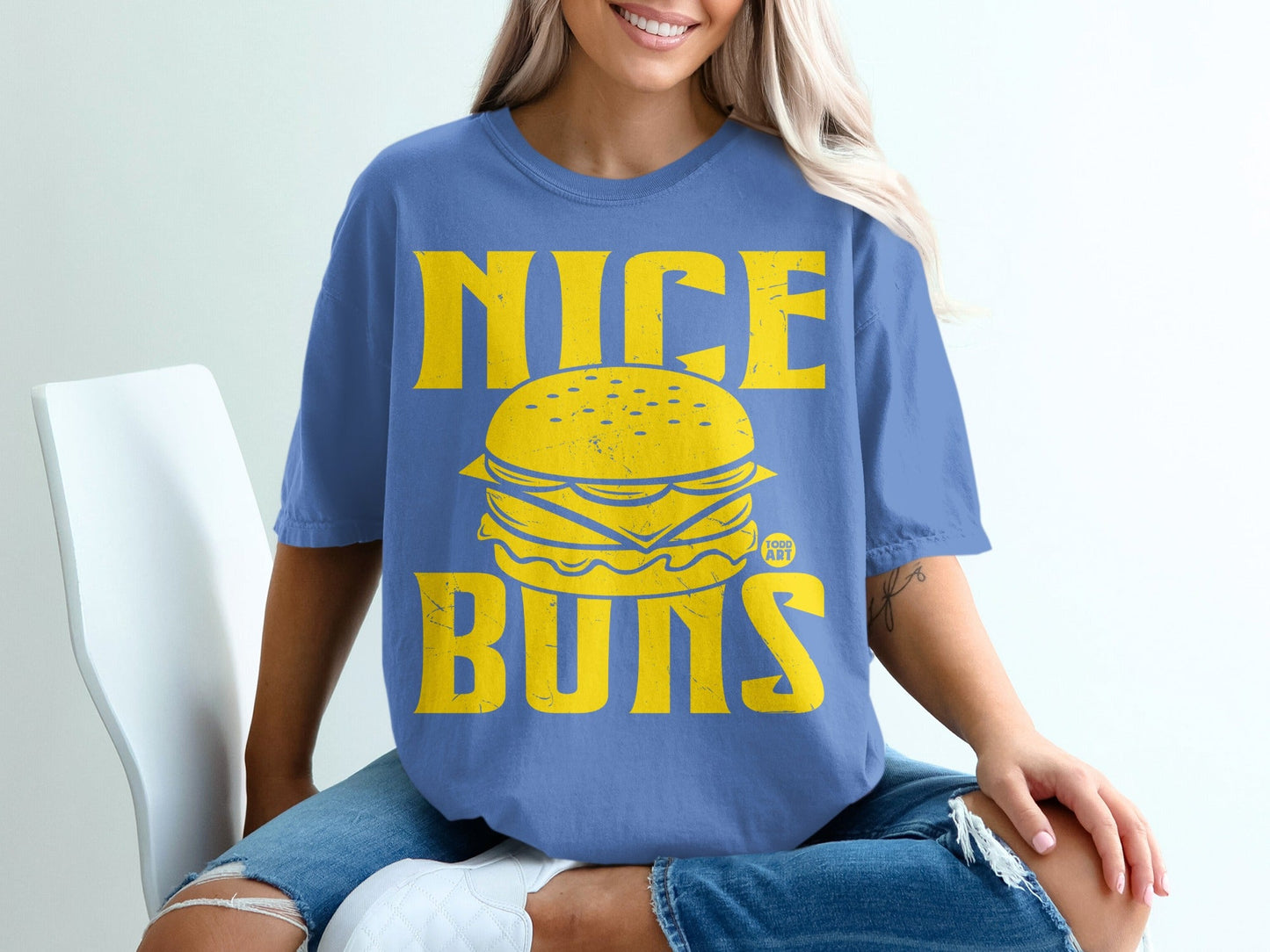 Nice Buns Burger Graphic T-Shirt for Casual Style