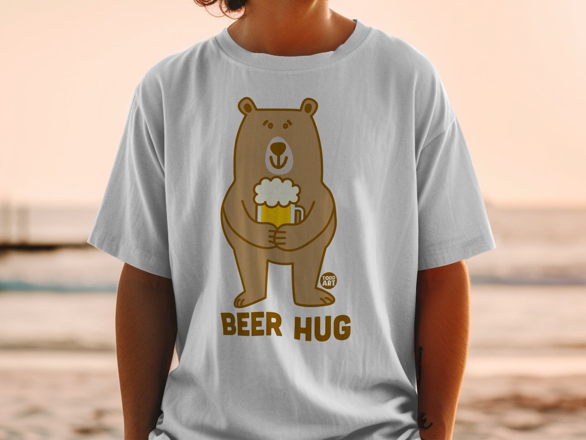 Beer Hug Cute Bear with Beer Mug Graphic T-Shirt