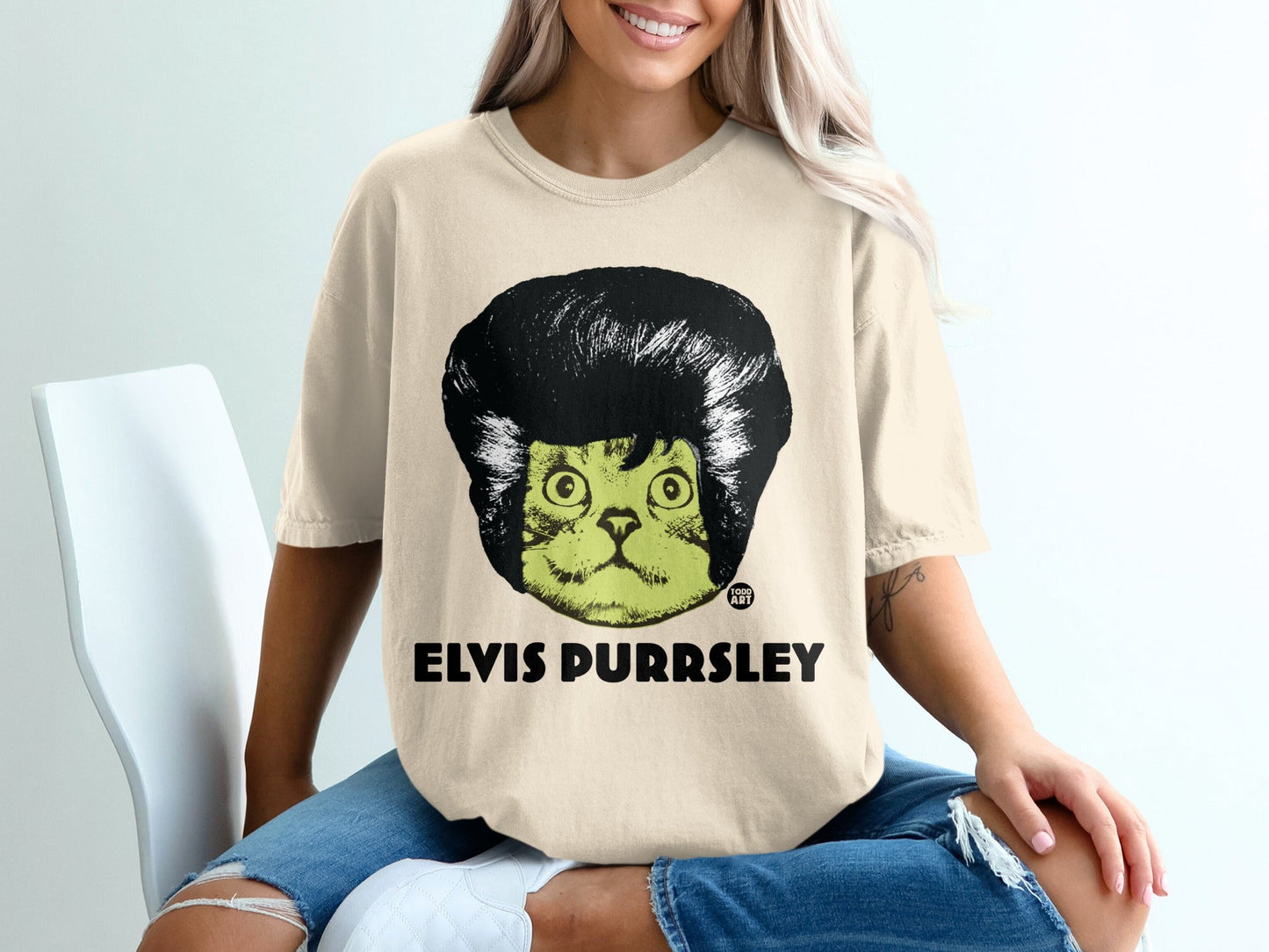 Elvis Purrsley Cat with Hair Wig Graphic T-Shirt
