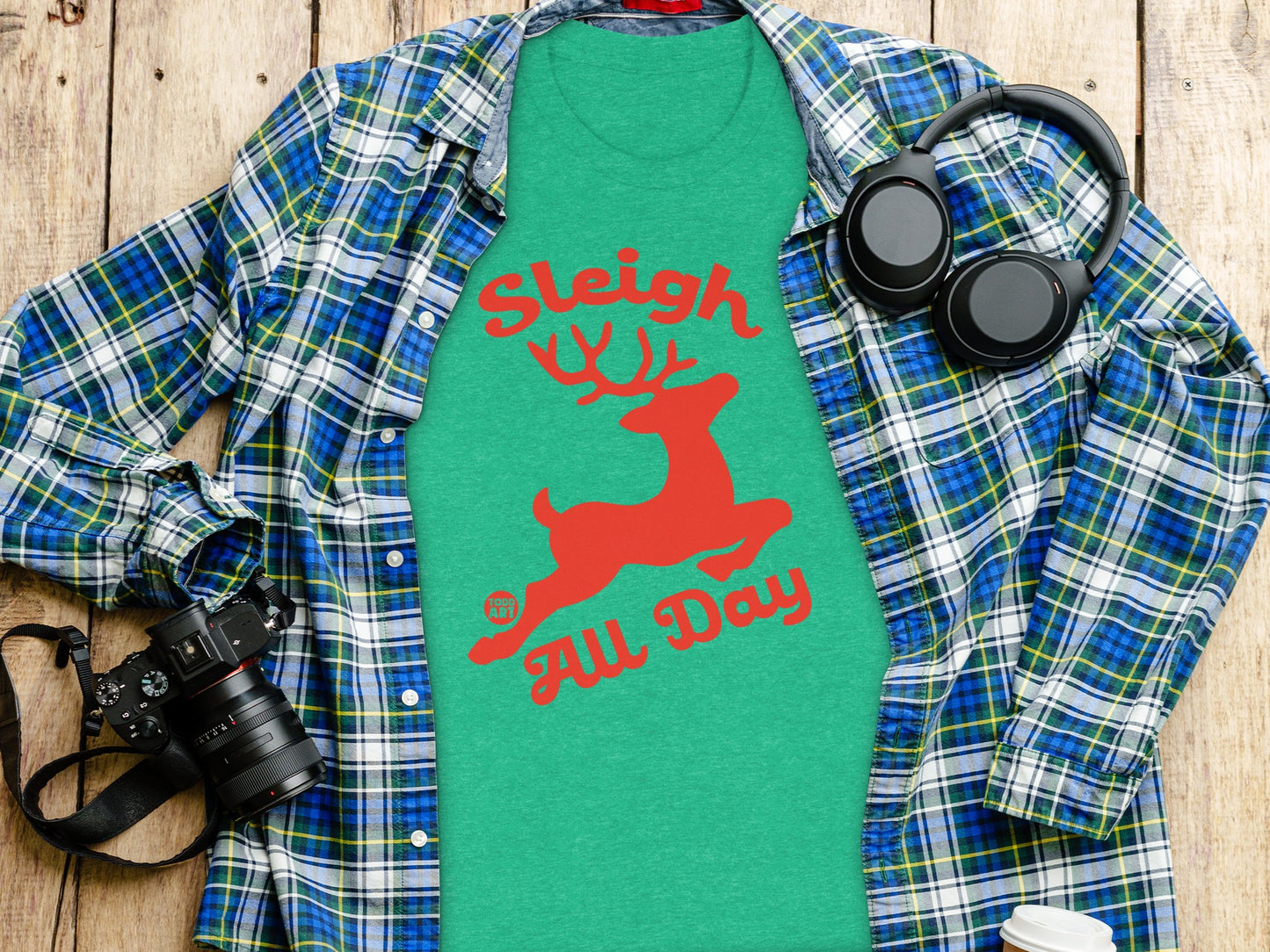 Sleigh All Day Reindeer Graphic Green T-shirt