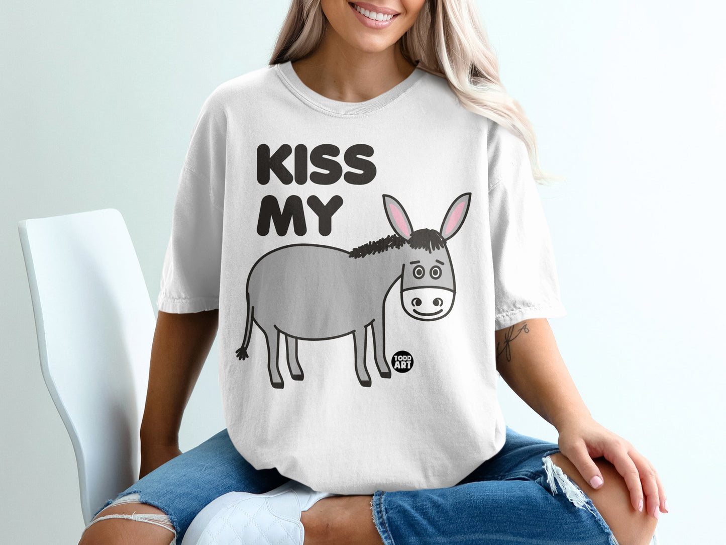 Kiss My Donkey Graphic Design T-Shirt
