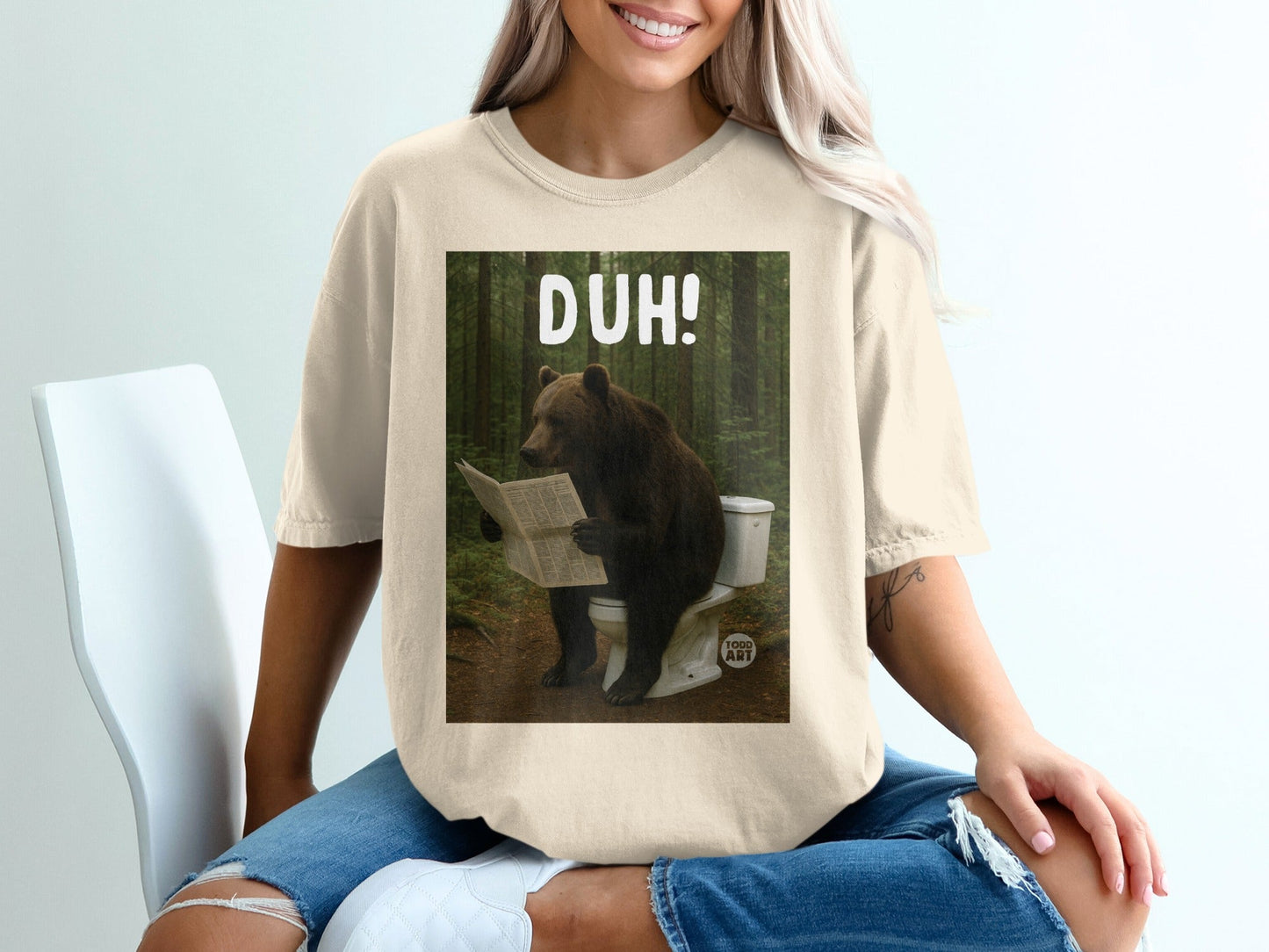 Funny Bear on Toilet Reading Newspaper Graphic Tee