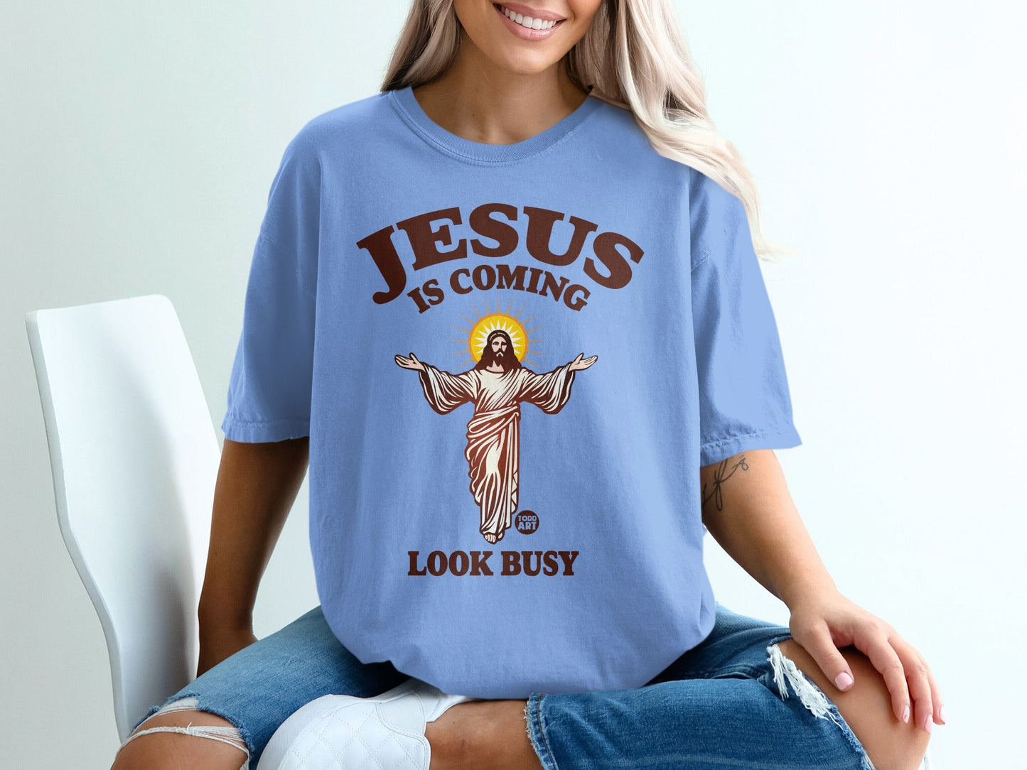 Jesus is coming, look busy graphic tee with Jesus figure.