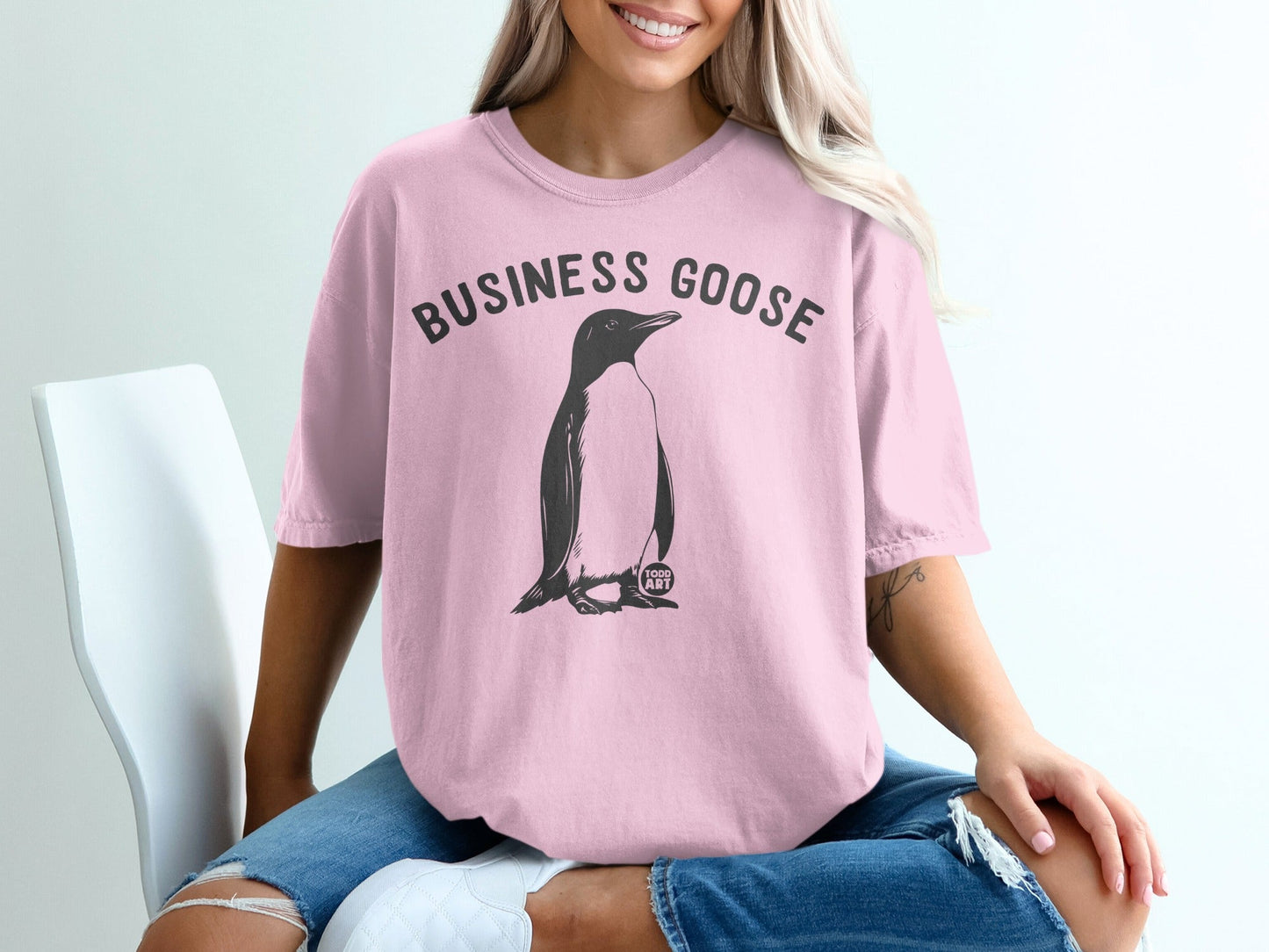 Business Goose Penguin T-Shirts, Funny Animal Office Tee, Entrepreneur Humor Shirt, Boss Gift Idea, Corporate Work Life Graphic, Unique Bird
