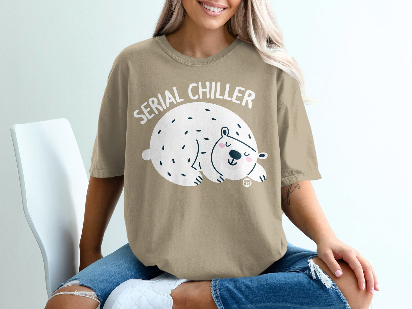 Serial Chiller Cute Polar Bear Graphic T-Shirt