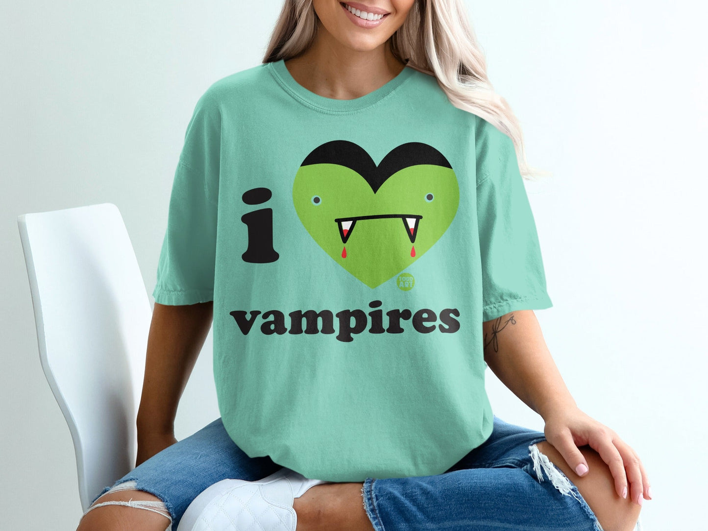 I Love Vampires Graphic Print T-Shirt