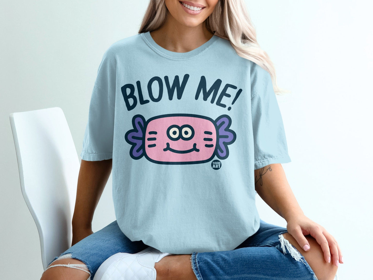 Blow Me Axolotl Graphic Tee Perfect for Casual Wear