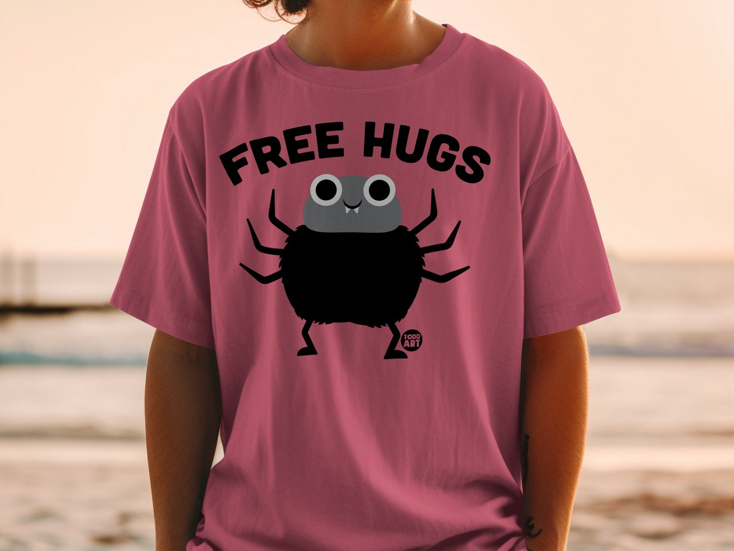 Free Hugs Cute Spider Graphic Design T-shirt