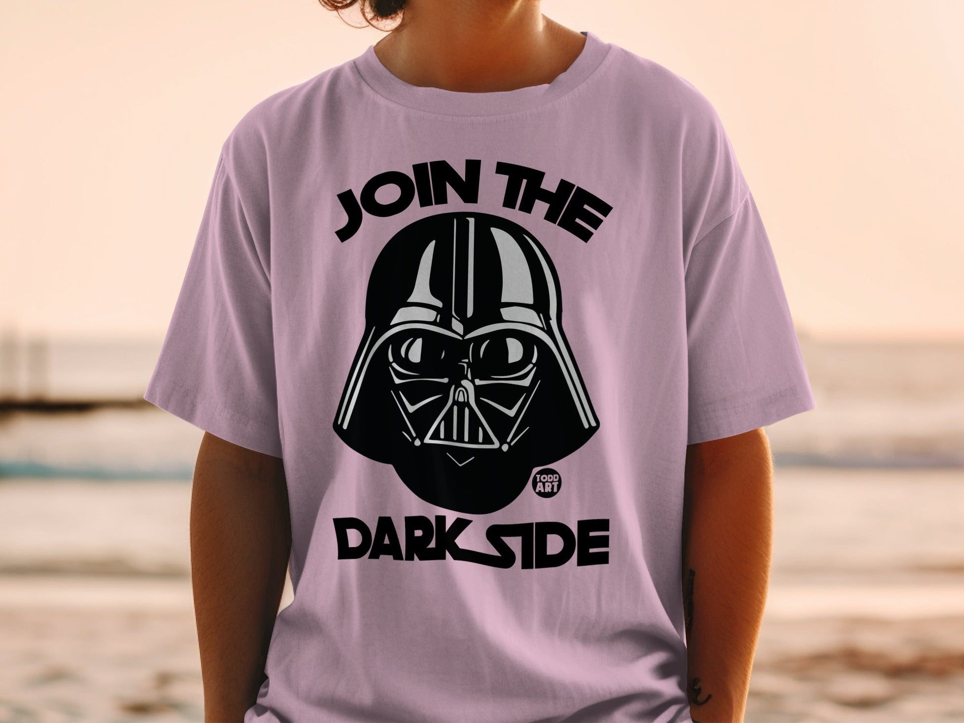 Purple t-shirt with Darth Vader and text "JOIN THE DARK SIDE".