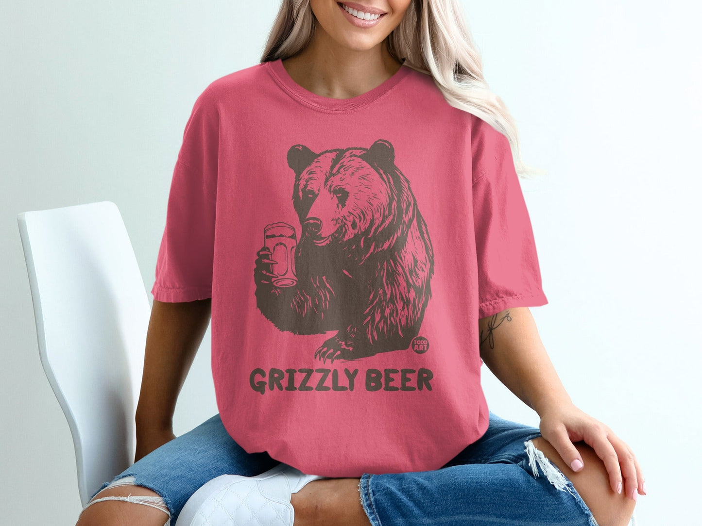Grizzly Bear Graphic Pink T-Shirt Grizzly Beer Design