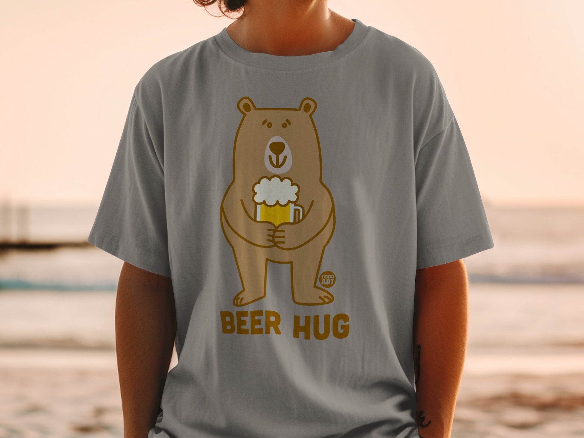 Cute Bear Hug Holding Beer Graphic Tee Shirt