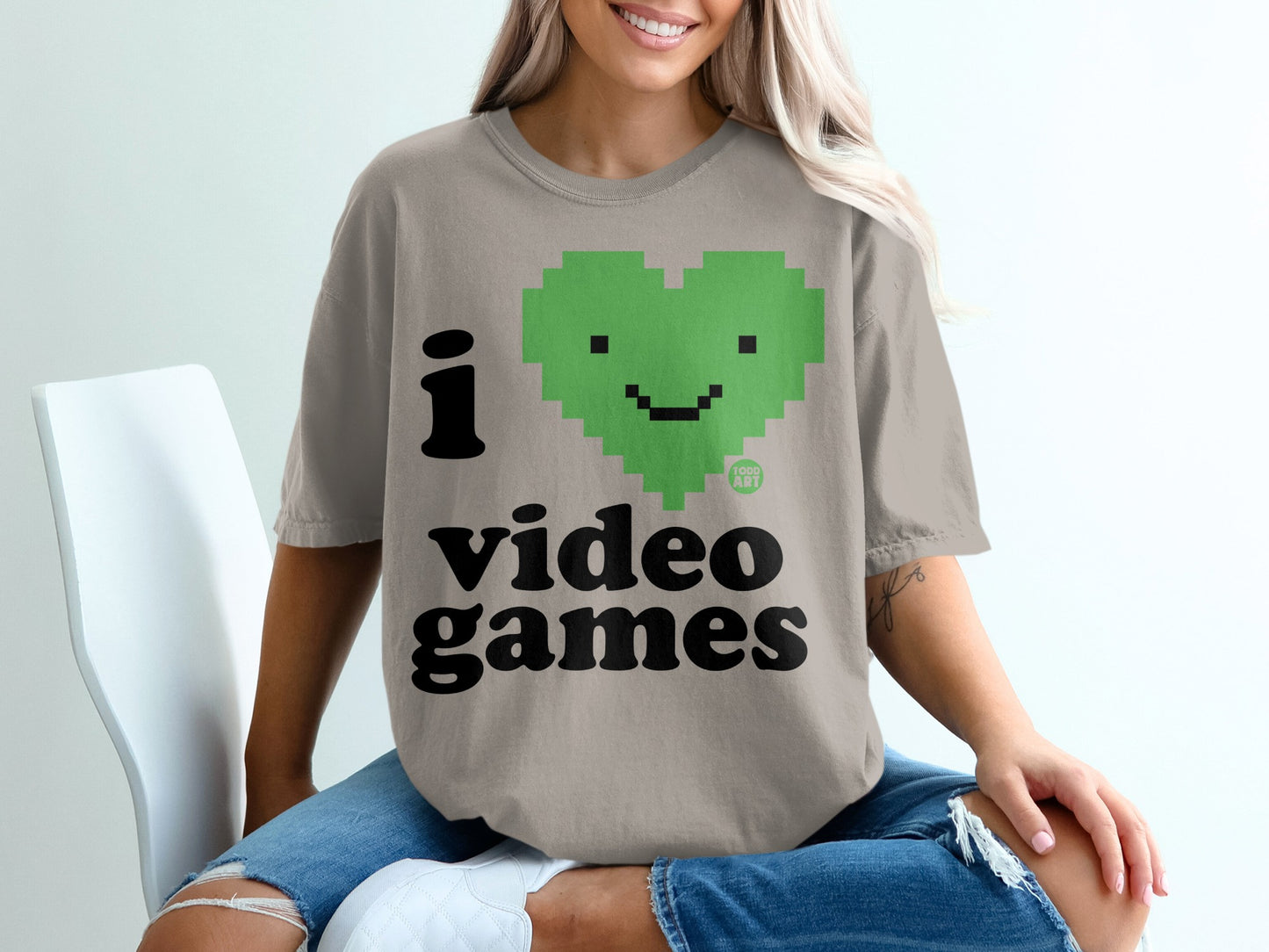 I Love Video Games Pixelated Heart Design Shirt