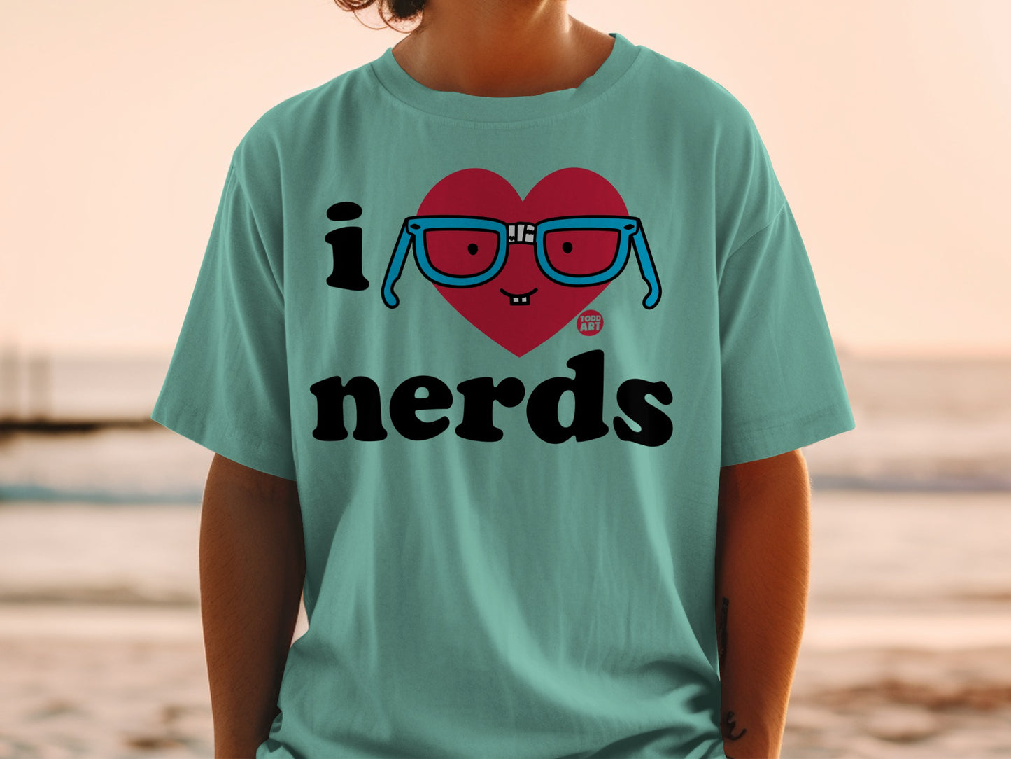 I Love Nerds Cute Heart Glasses Graphic T-shirt