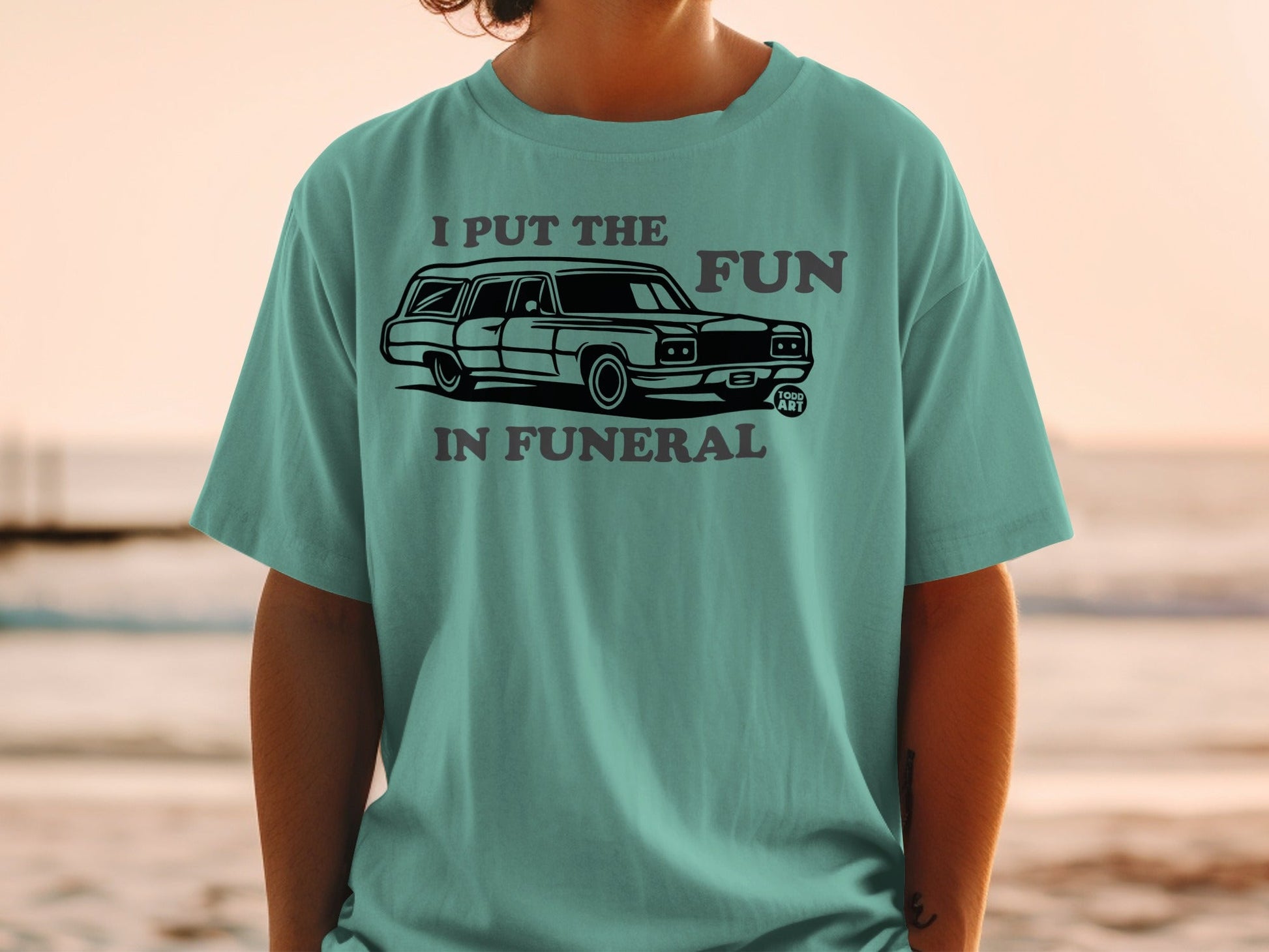 I Put The Fun In Funeral Car Design T-Shirt