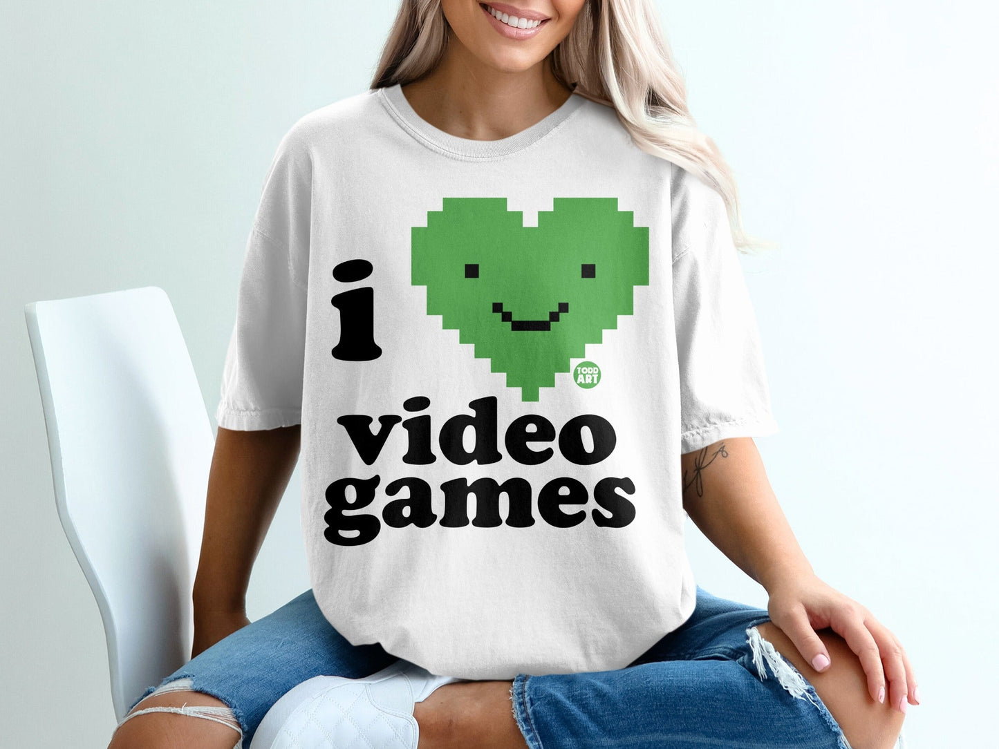I Love Video Games Happy Green Heart T-Shirt