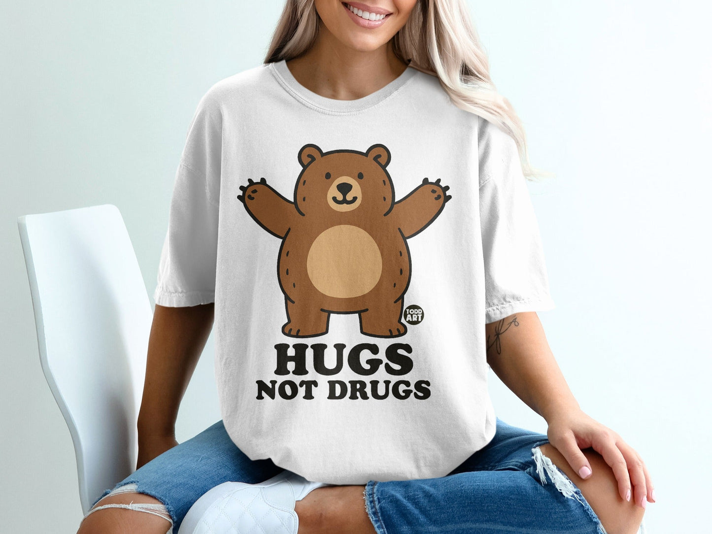 Hugs Not Drugs Cute Bear Graphic Printed T-Shirt