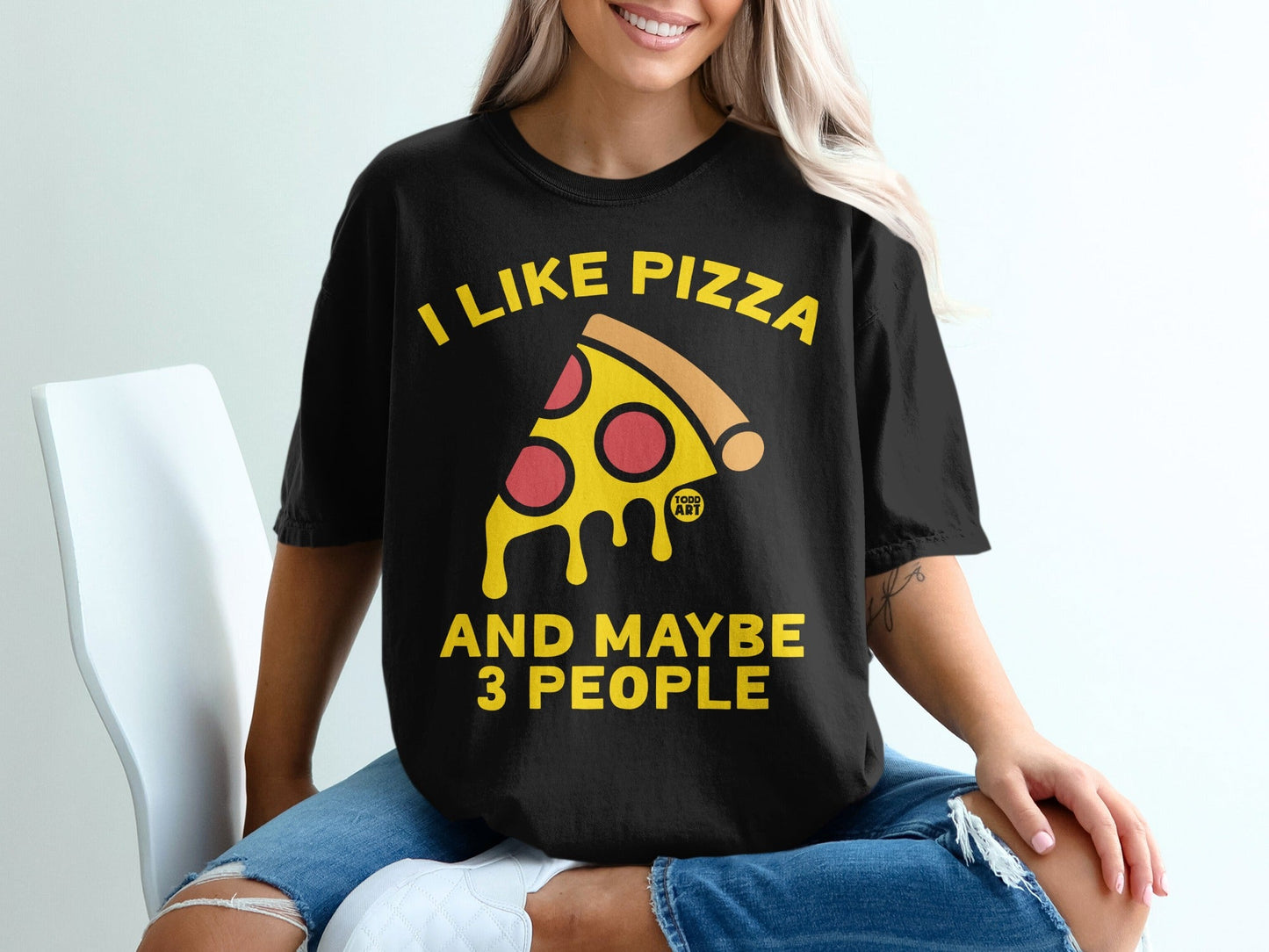 Black t-shirt with "I LIKE PIZZA AND MAYBE 3 PEOPLE" text and pizza graphic.