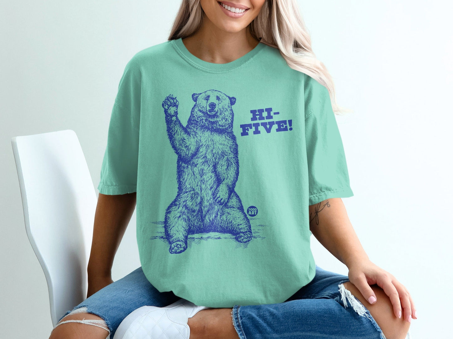 Hi-Five Bear Graphic Tee Casual Comfortable Shirt