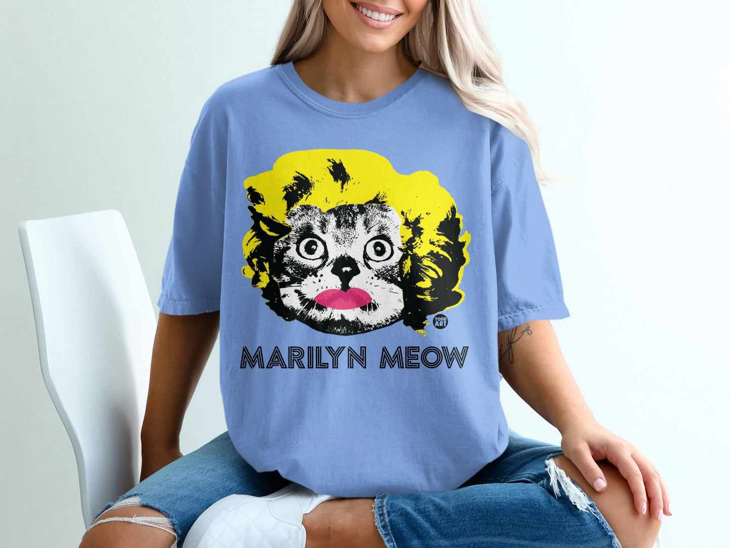 Unique Marilyn Meow Graphic Unisex T-Shirt