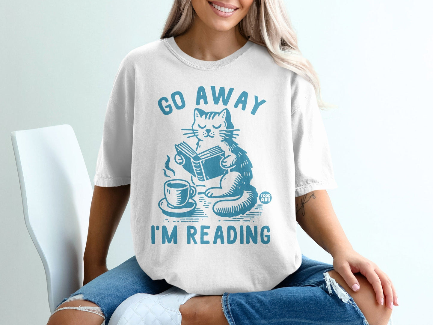 Go Away I'm Reading Cat Design T-Shirt