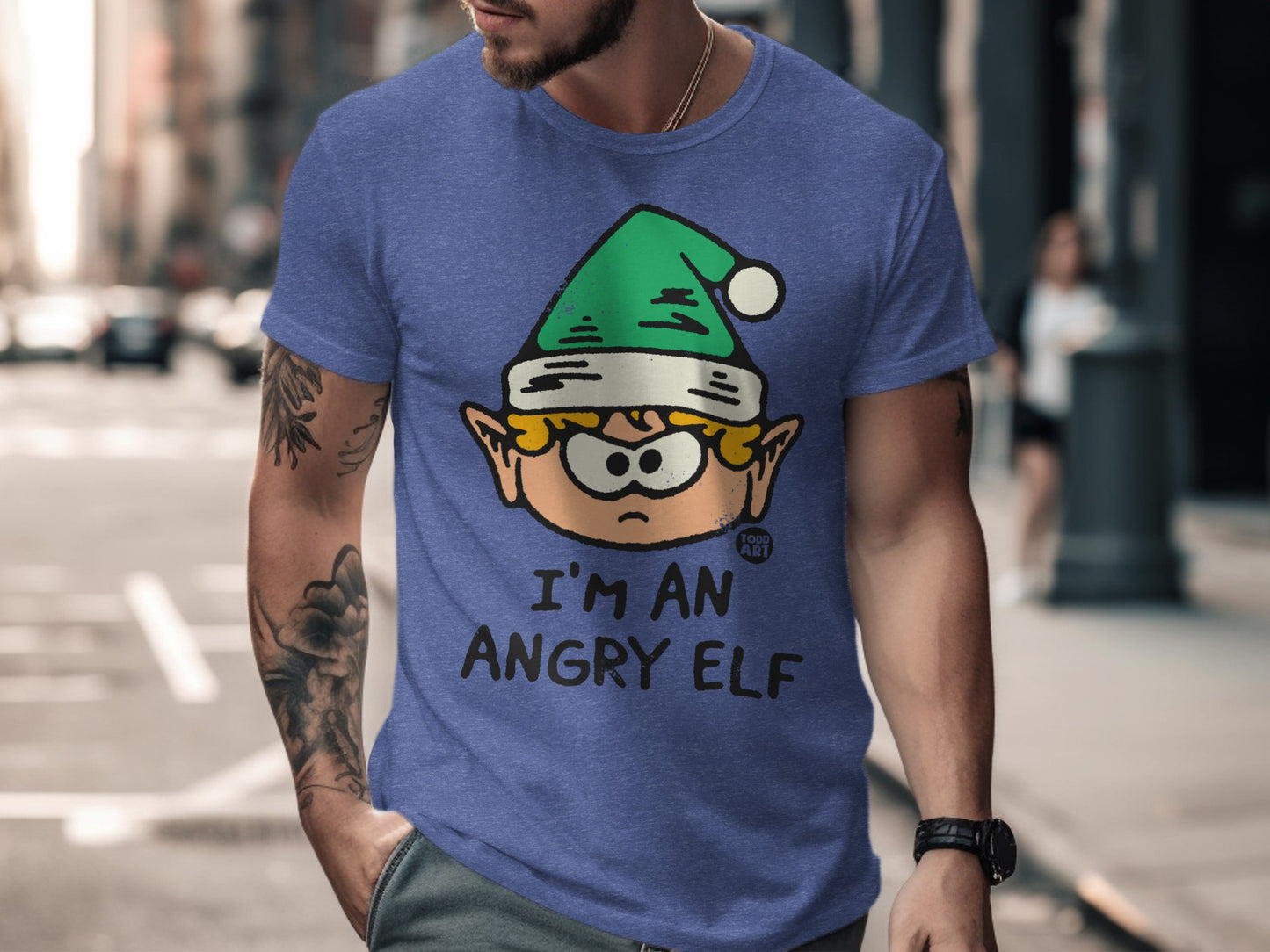 I'm An Angry Elf Cute Green Santa Hat T-shirt