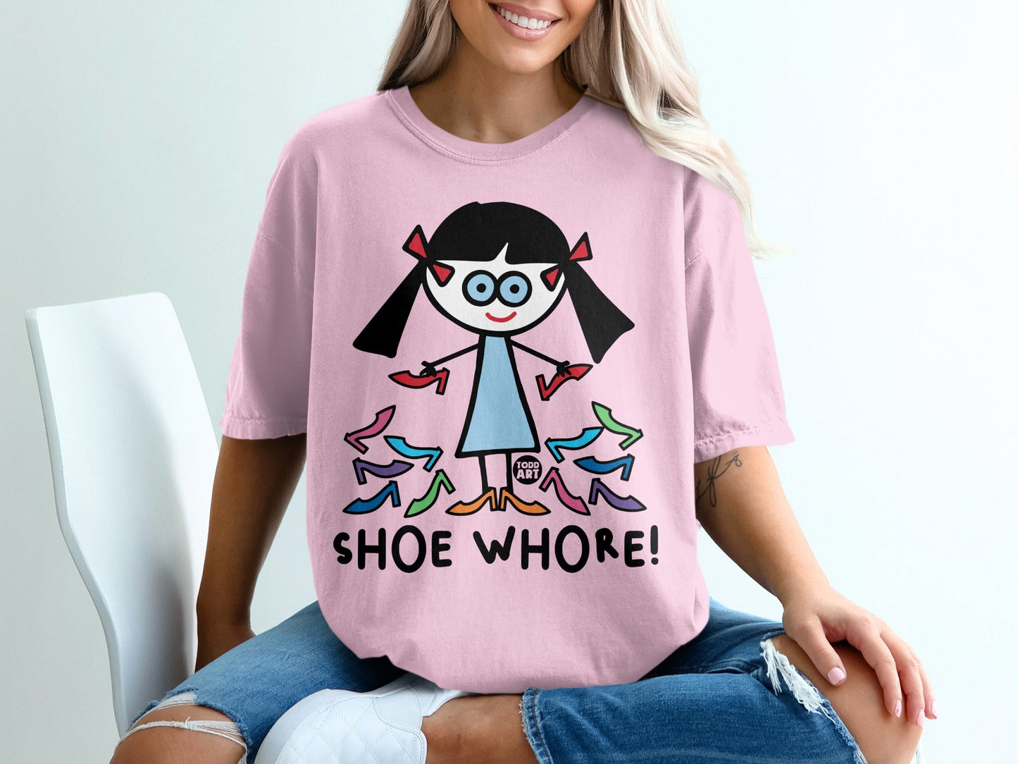 Funny Cartoon Girl Shoe Lover Graphic T-Shirt
