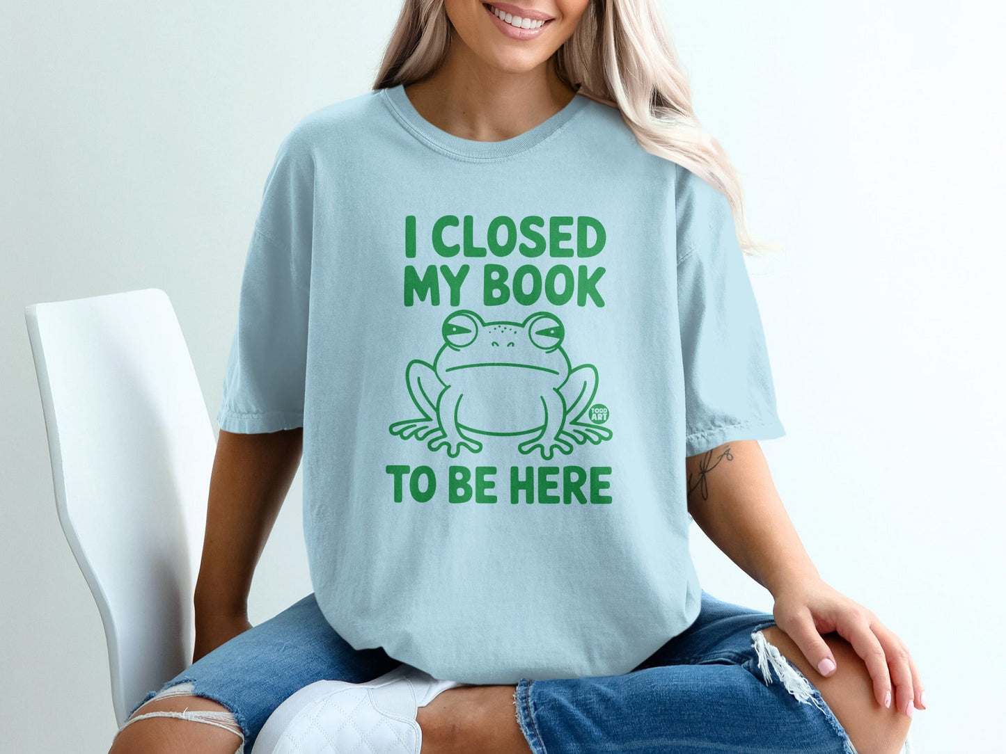 I Closed My Book To Be Here Frog Graphic T-shirt