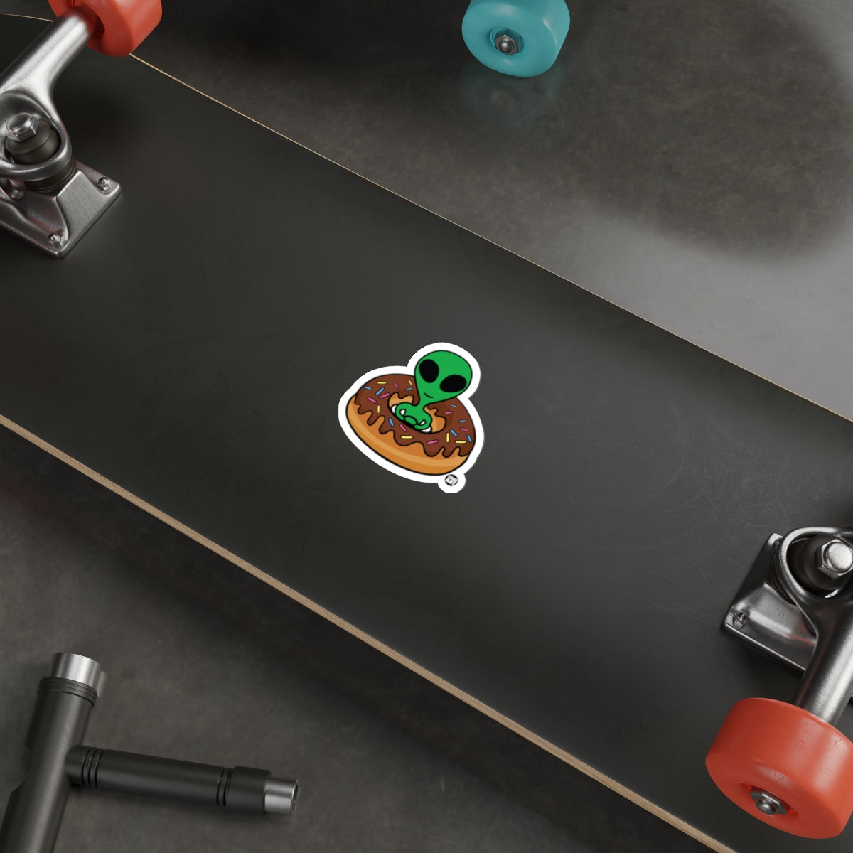 Alien Holding Taco Sticker for Skateboards or Laptops