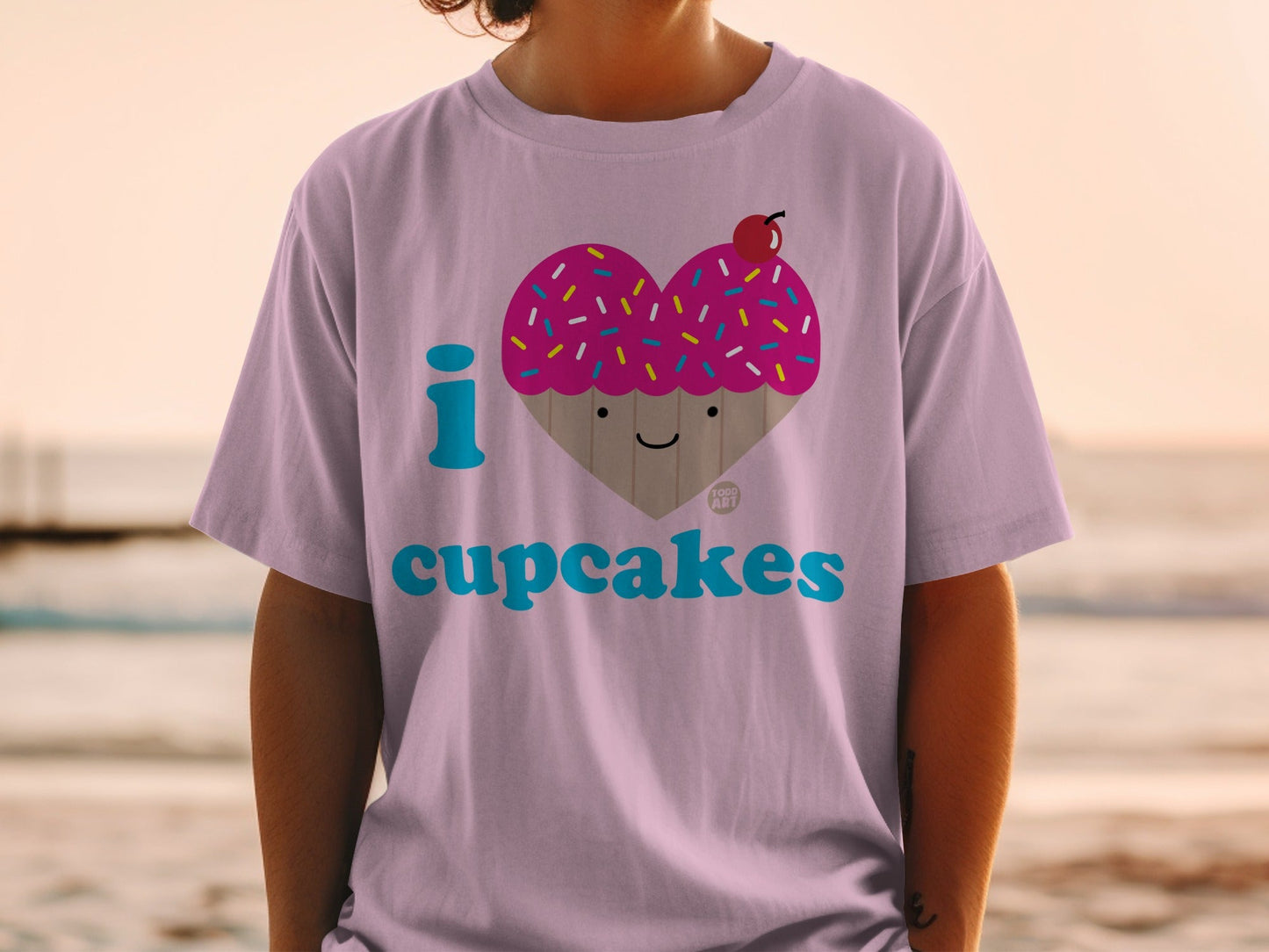 Cute I Love Cupcakes Graphic T-shirt