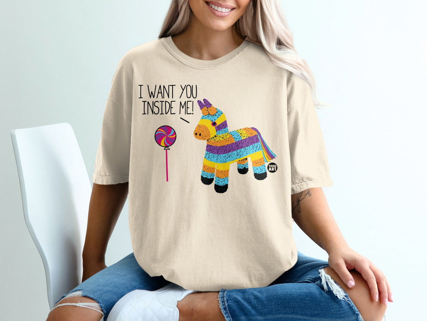 I WANT YOU INSIDE ME Pinata Graphic T-shirt