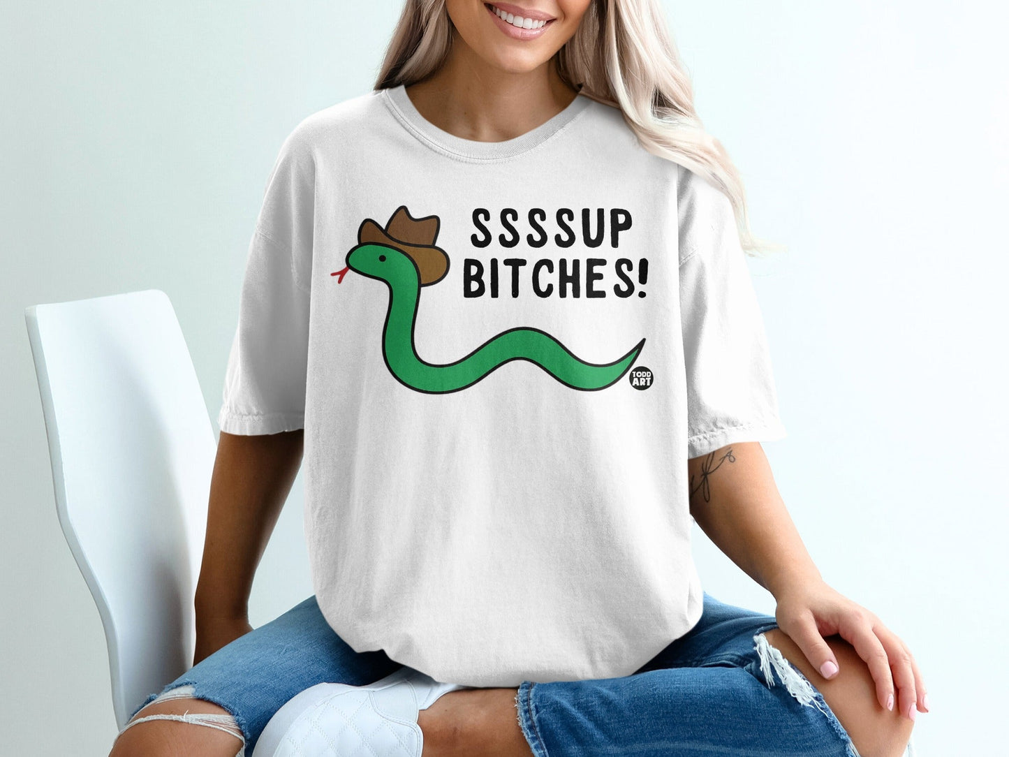 Green snake wearing a cowboy hat and text "SSSSUP BITCHES!"