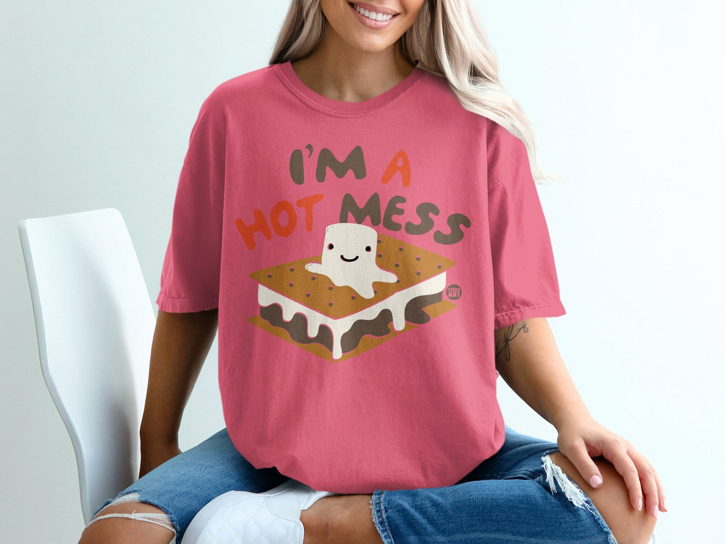 I'm A Hot Mess Cute S'mores Graphic T-shirt