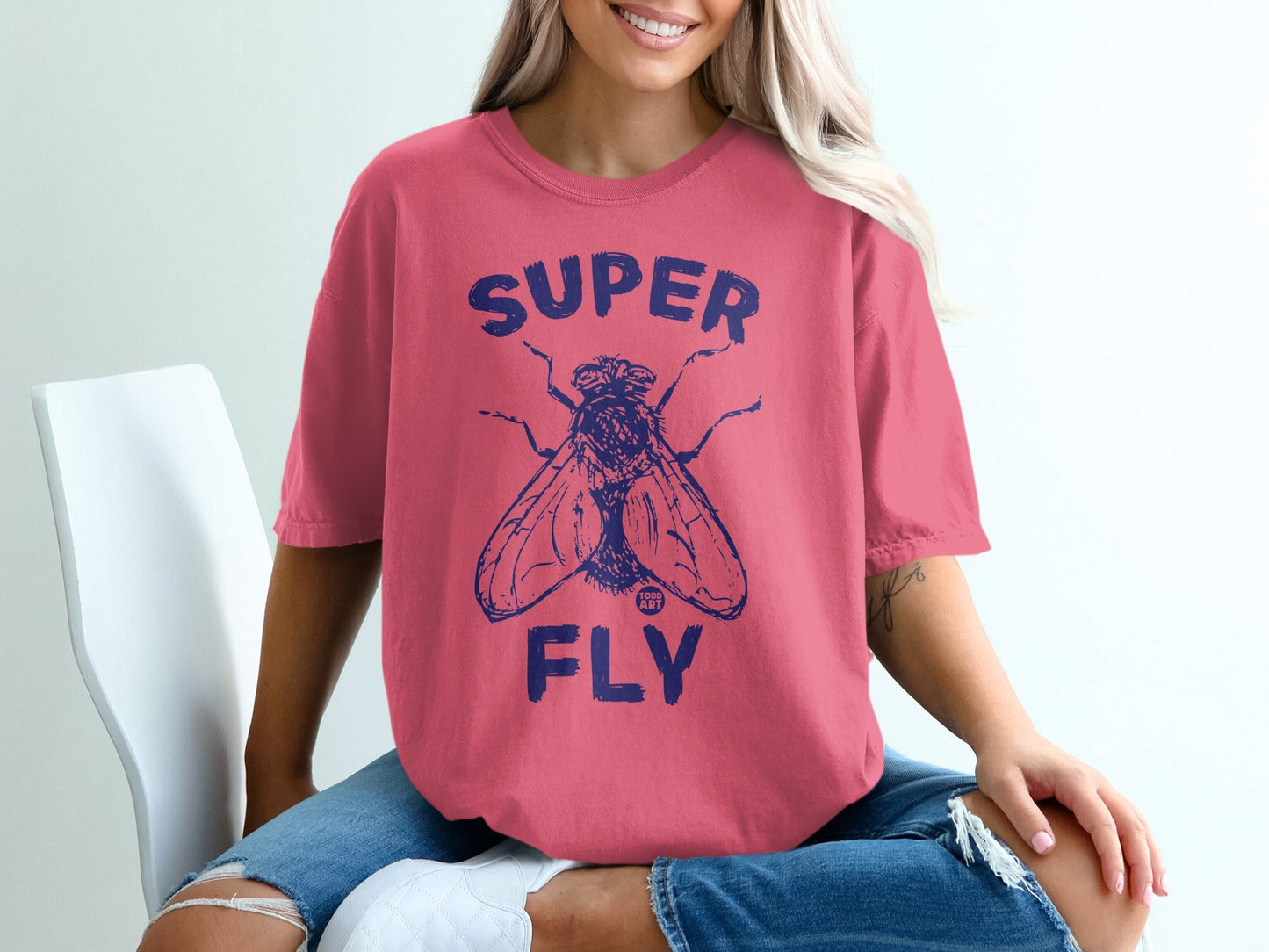 Super Fly Graphic Design T-shirt for Fashion Lovers