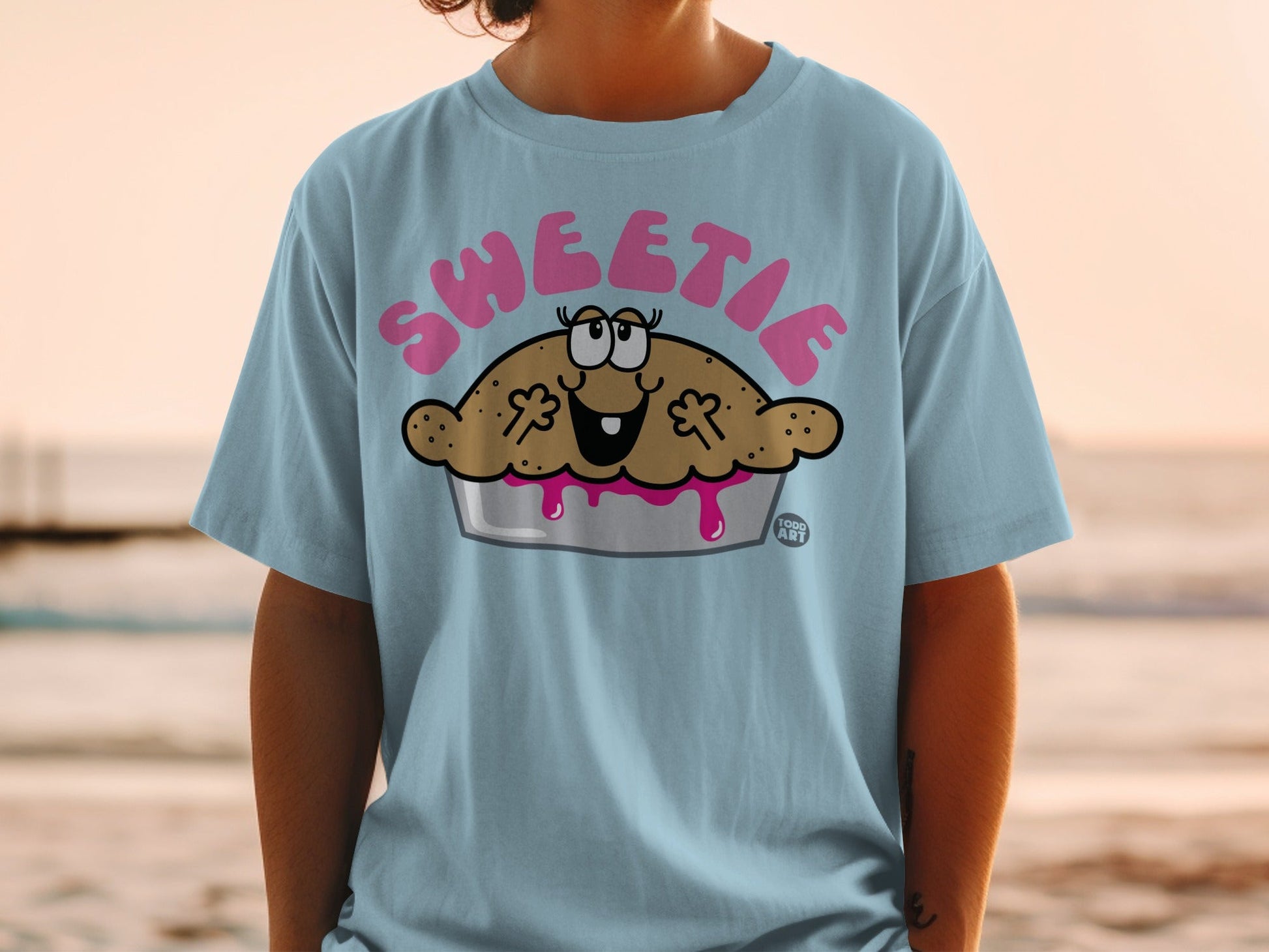 Cartoon Sweetie Pie Graphic Design T-Shirt