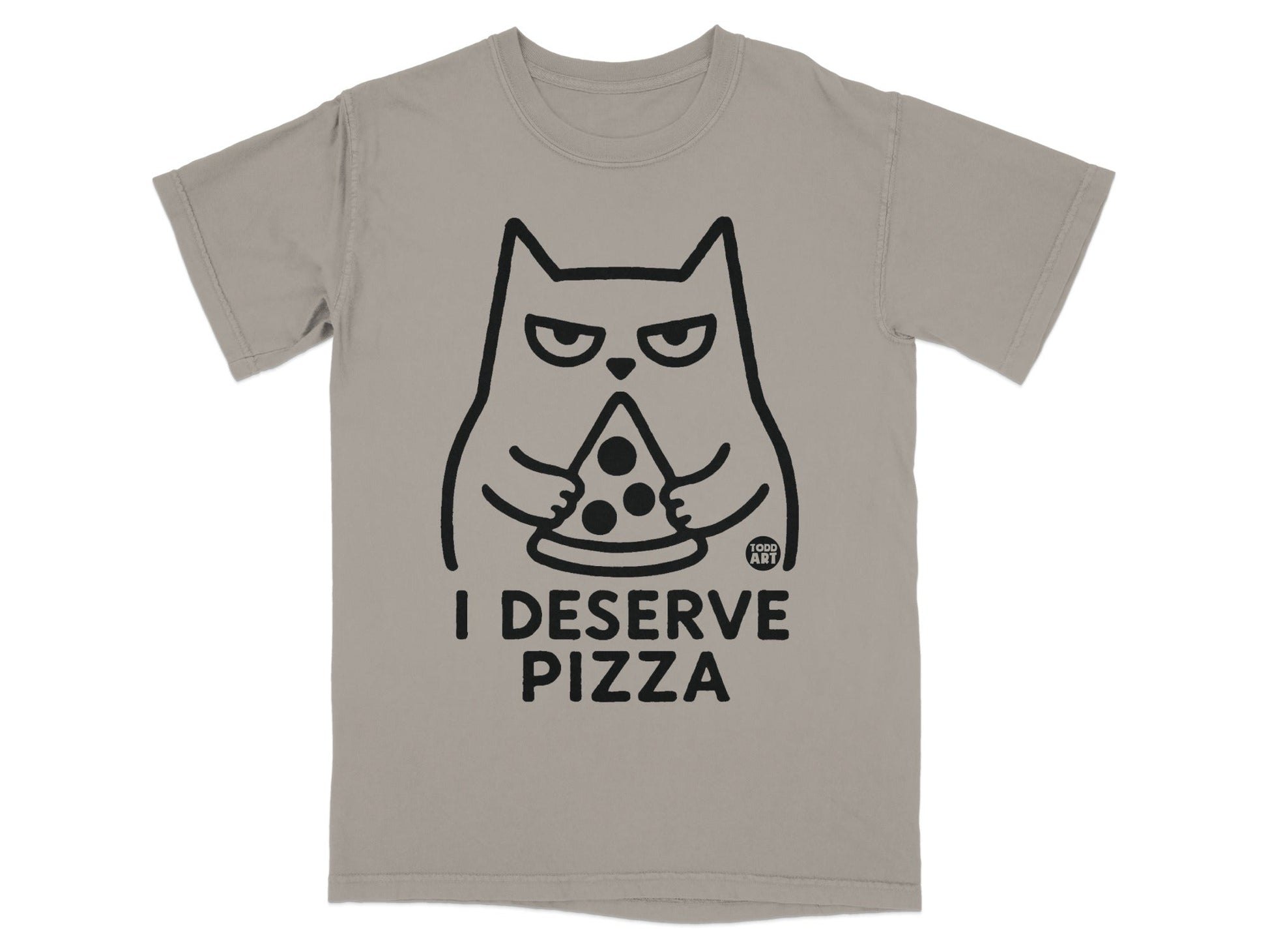 T-shirt with a black line drawing of a grumpy cat holding a slice of pizza.