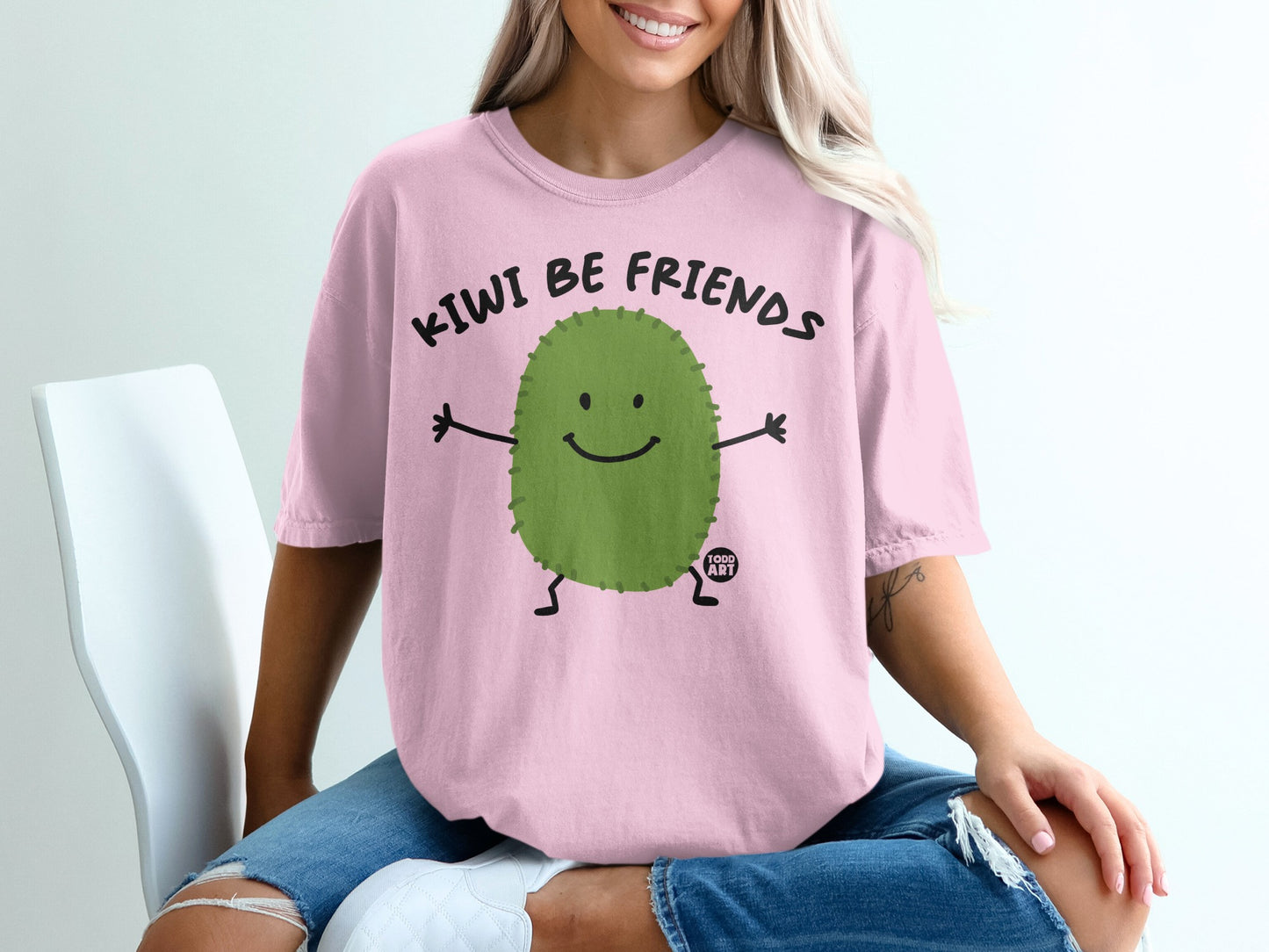 KIWI BE FRIENDS cute happy fruit character shirt product type