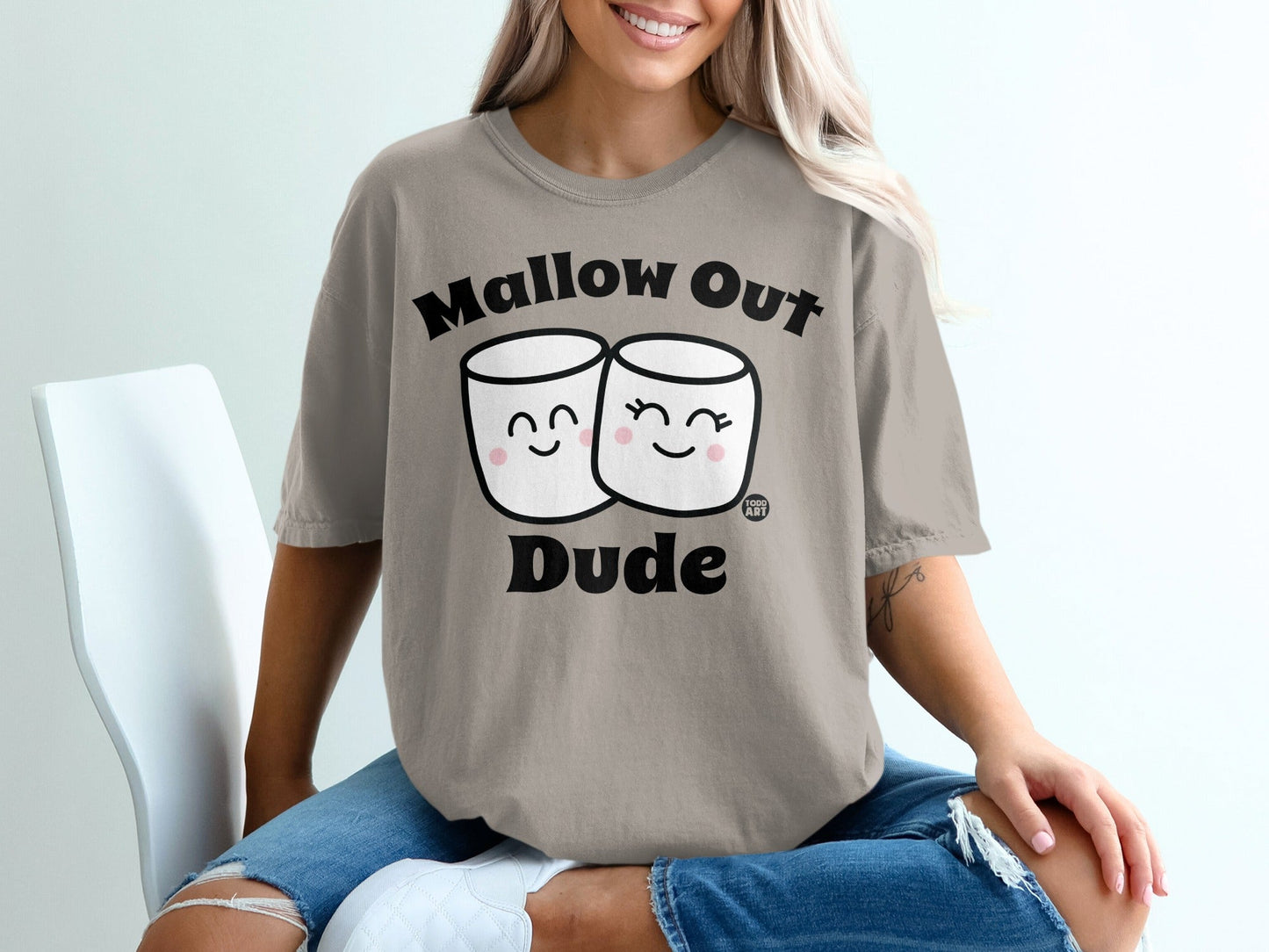 Mallow Out Dude Cute Marshmallow Graphic T-Shirt