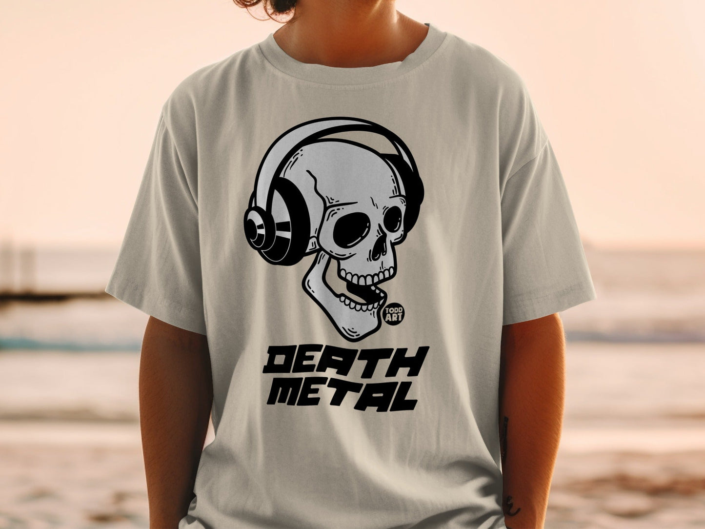 T-shirt with a skull wearing headphones and "DEATH METAL" text.