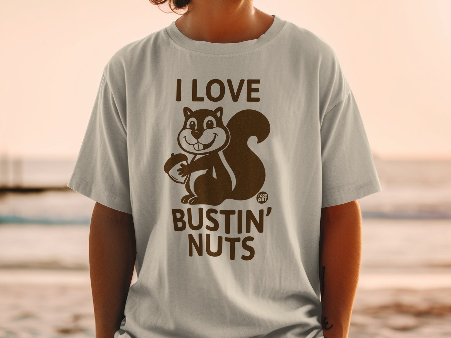 Funny Squirrel T-Shirt, I Love Bustin' Nuts Acorn Tee, Humorous Animal Pun Shirt, Sarcastic Fall Autumn Shirt, Squirrel Lover Gift T-Shirts