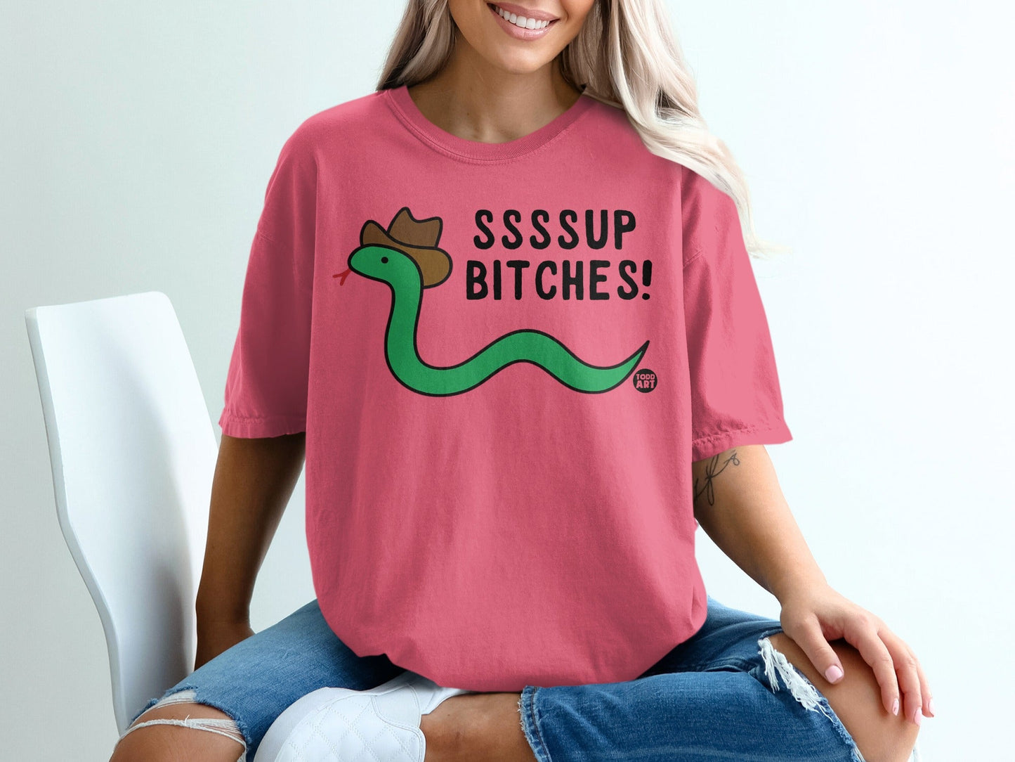 Green snake wearing a cowboy hat, with text "SSSSUP BITCHES!".