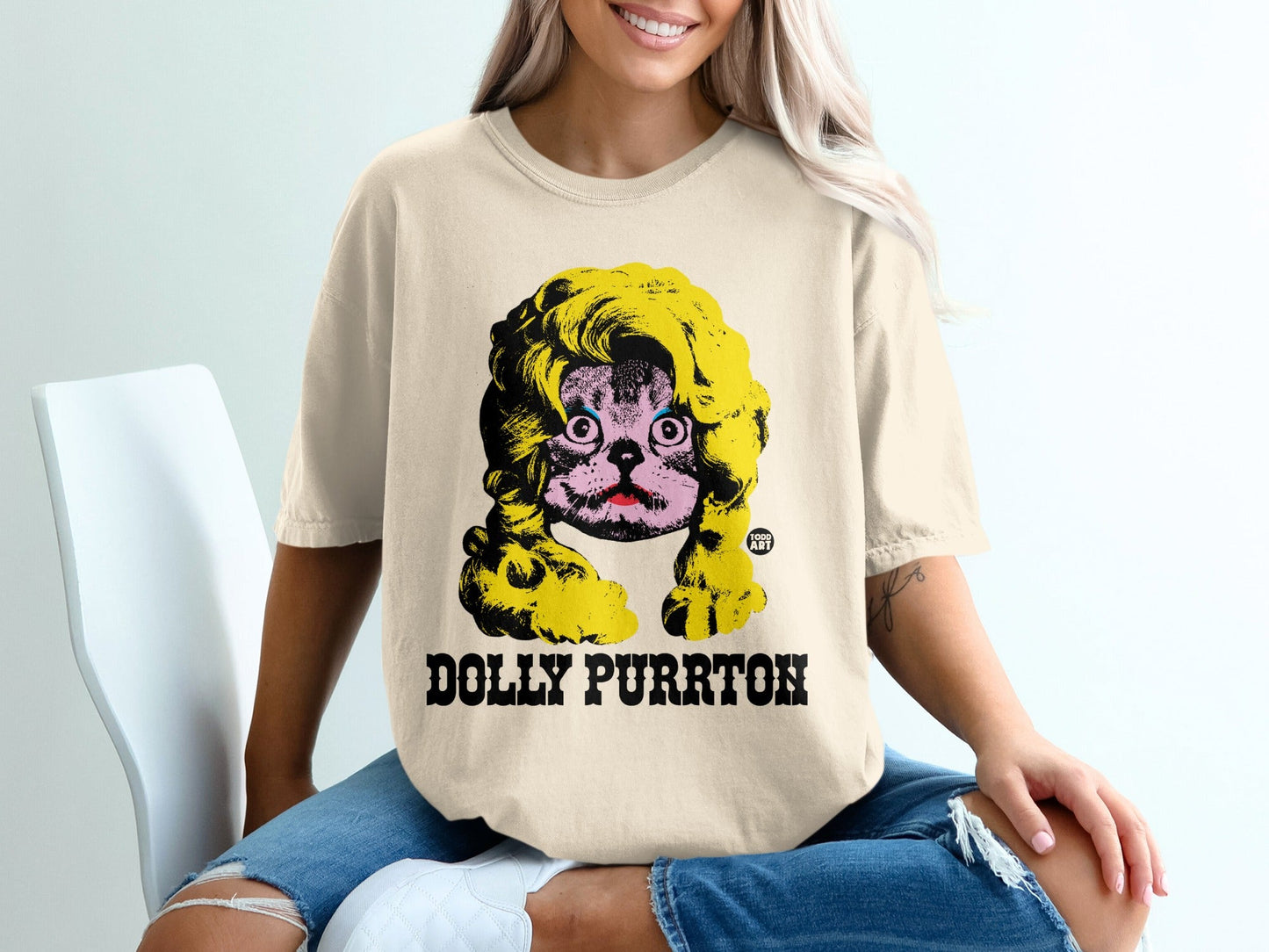 Dolly Purrton Cat Graphic Tee Retro Style T-shirt