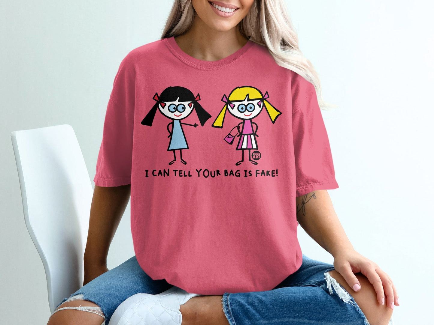 I Can Tell Your Bag Is Fake Funny Graphic T-Shirt